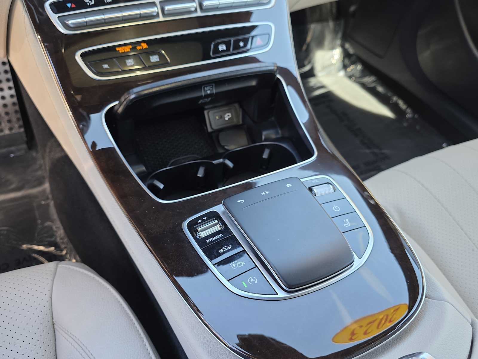 Thumbnail: 2023 Mercedes-Benz E-Class - 21