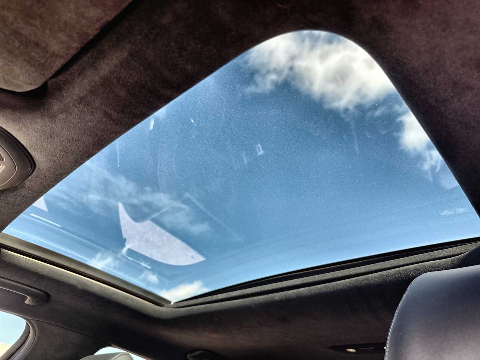 Thumbnail: 2020 Genesis G70 - 28