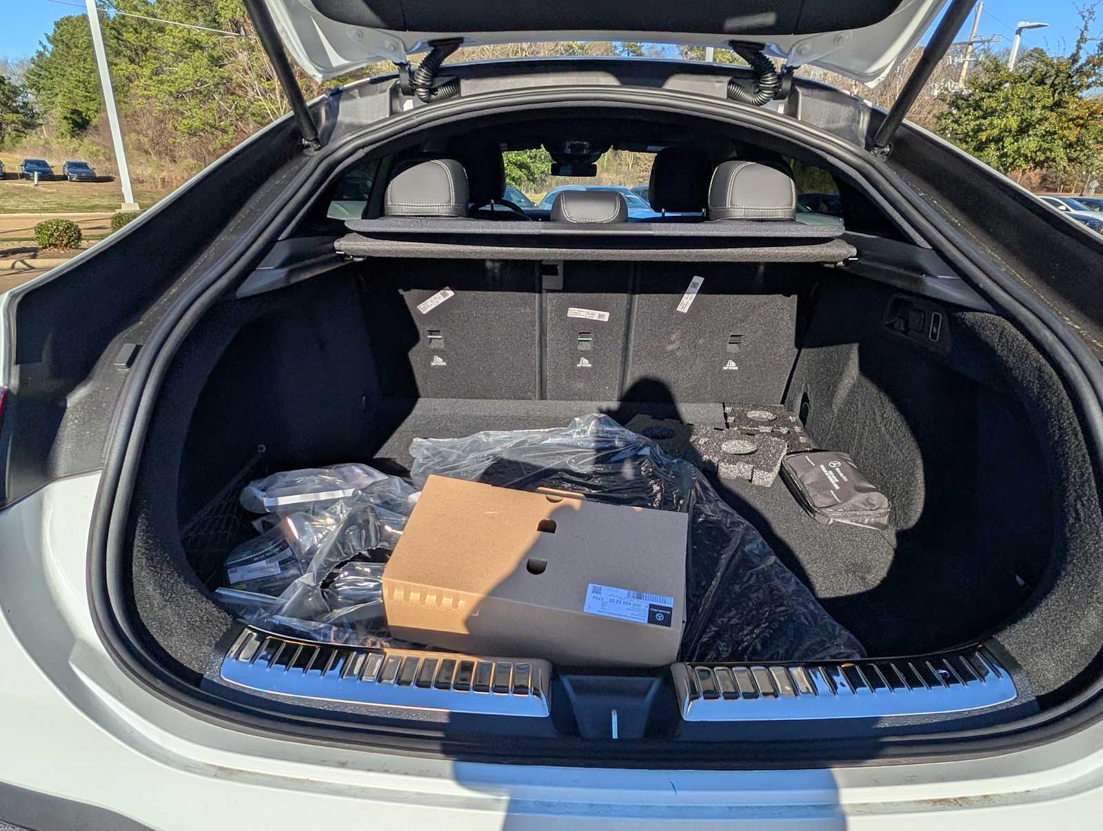 Thumbnail: 2026 Mercedes-Benz GLE - 24