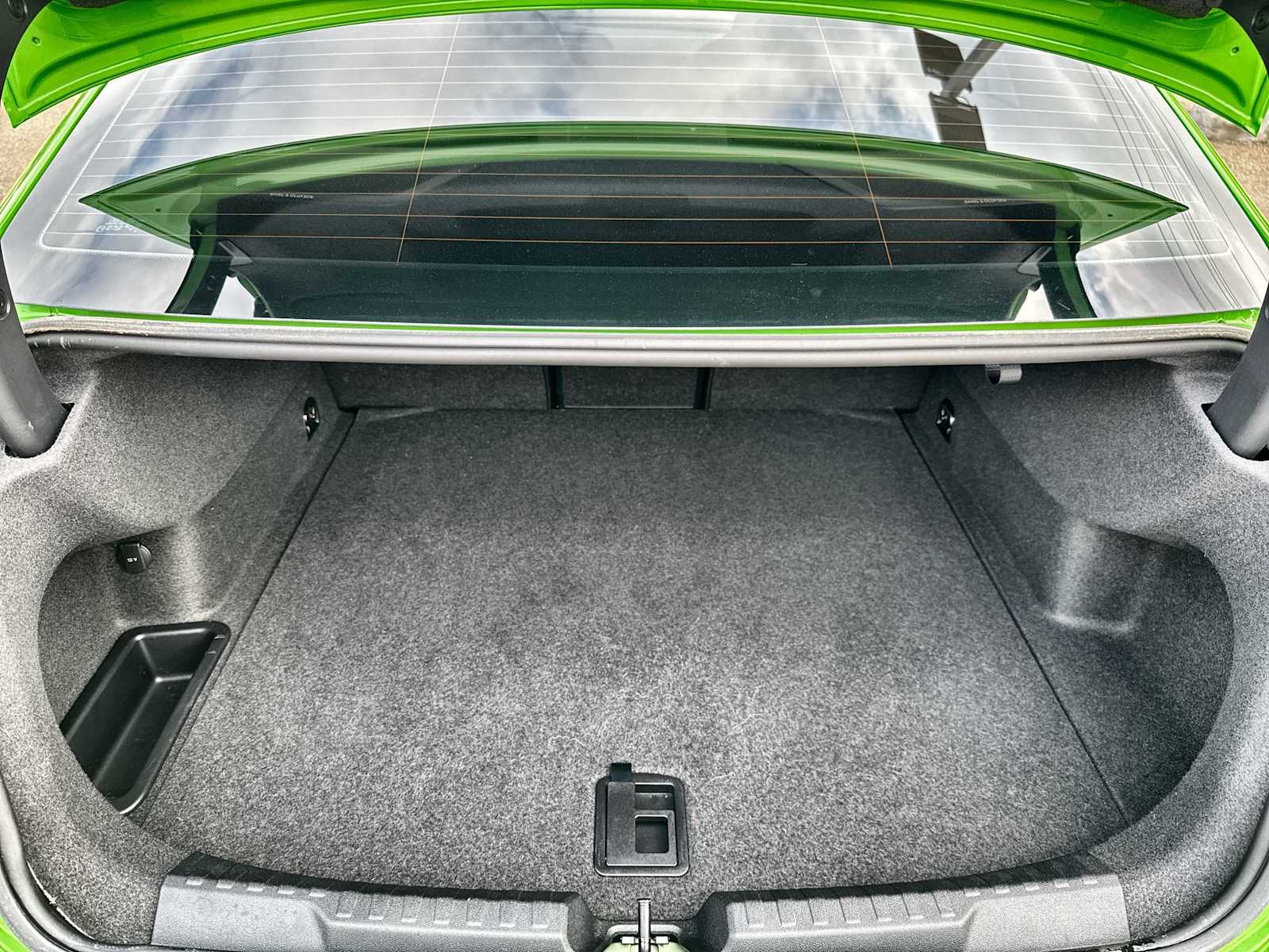 Thumbnail: 2024 Audi RS 3 - 17