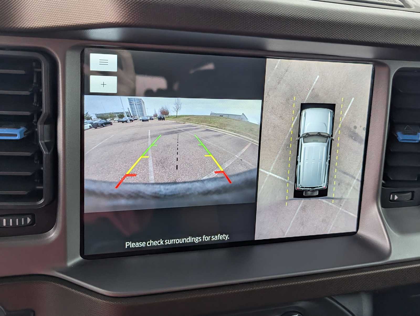 Thumbnail: 2023 Ford Bronco - 18