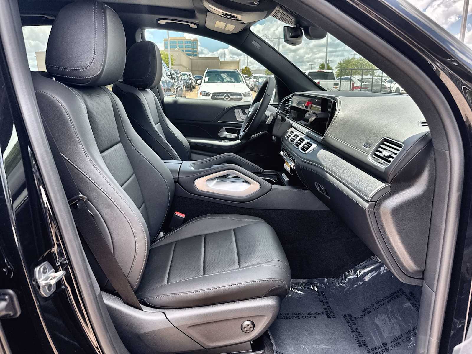 Thumbnail: 2026 Mercedes-Benz GLE - 9