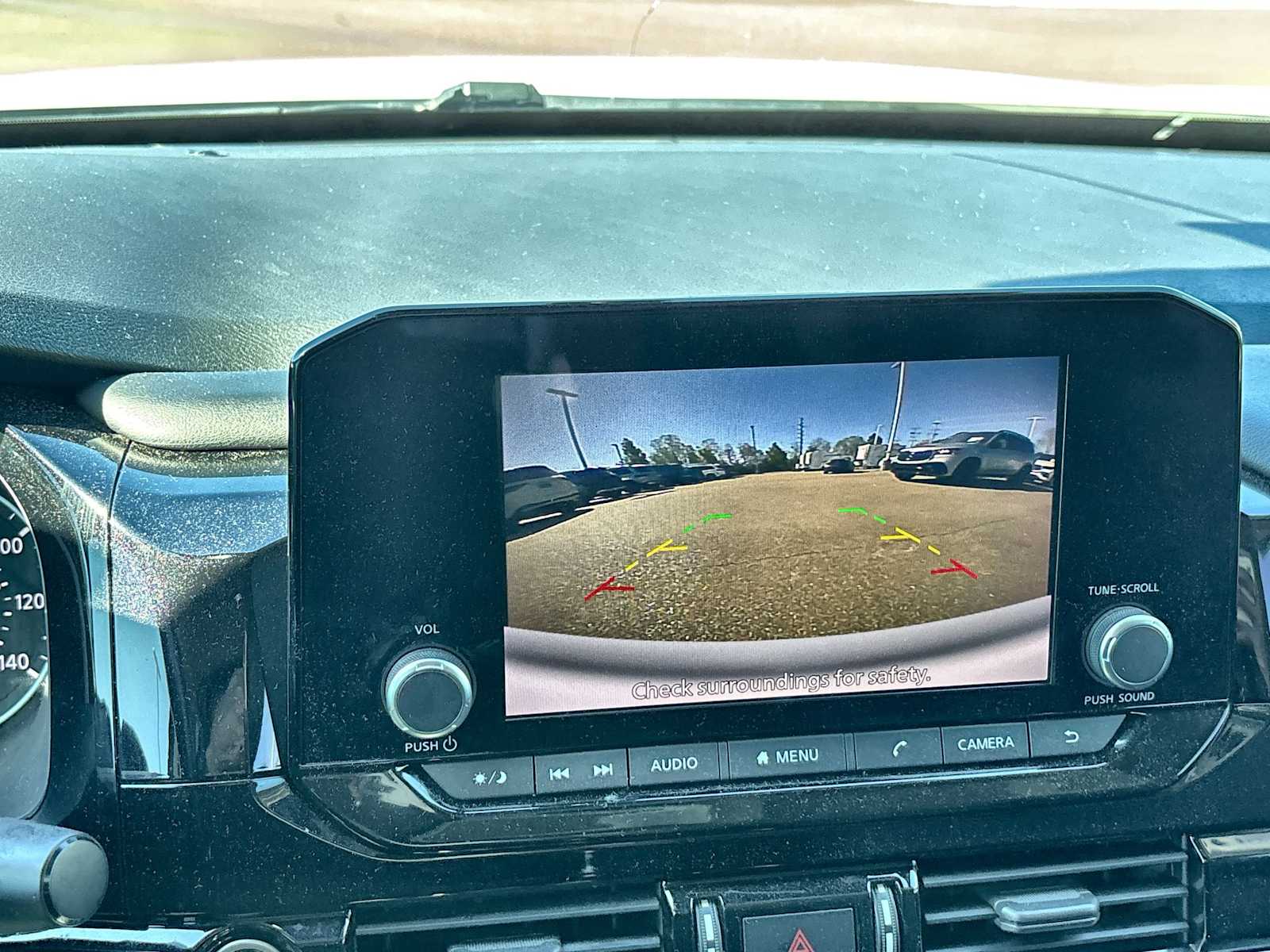 Thumbnail: 2022 Nissan Pathfinder - 27