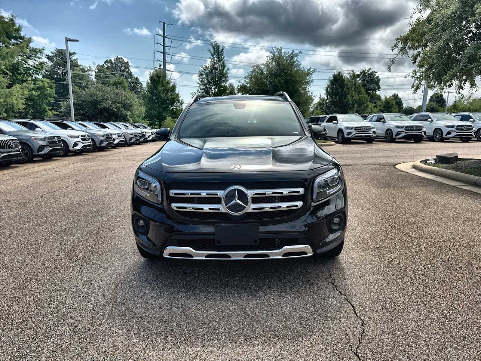 Thumbnail: 2023 Mercedes-Benz GLB - 12
