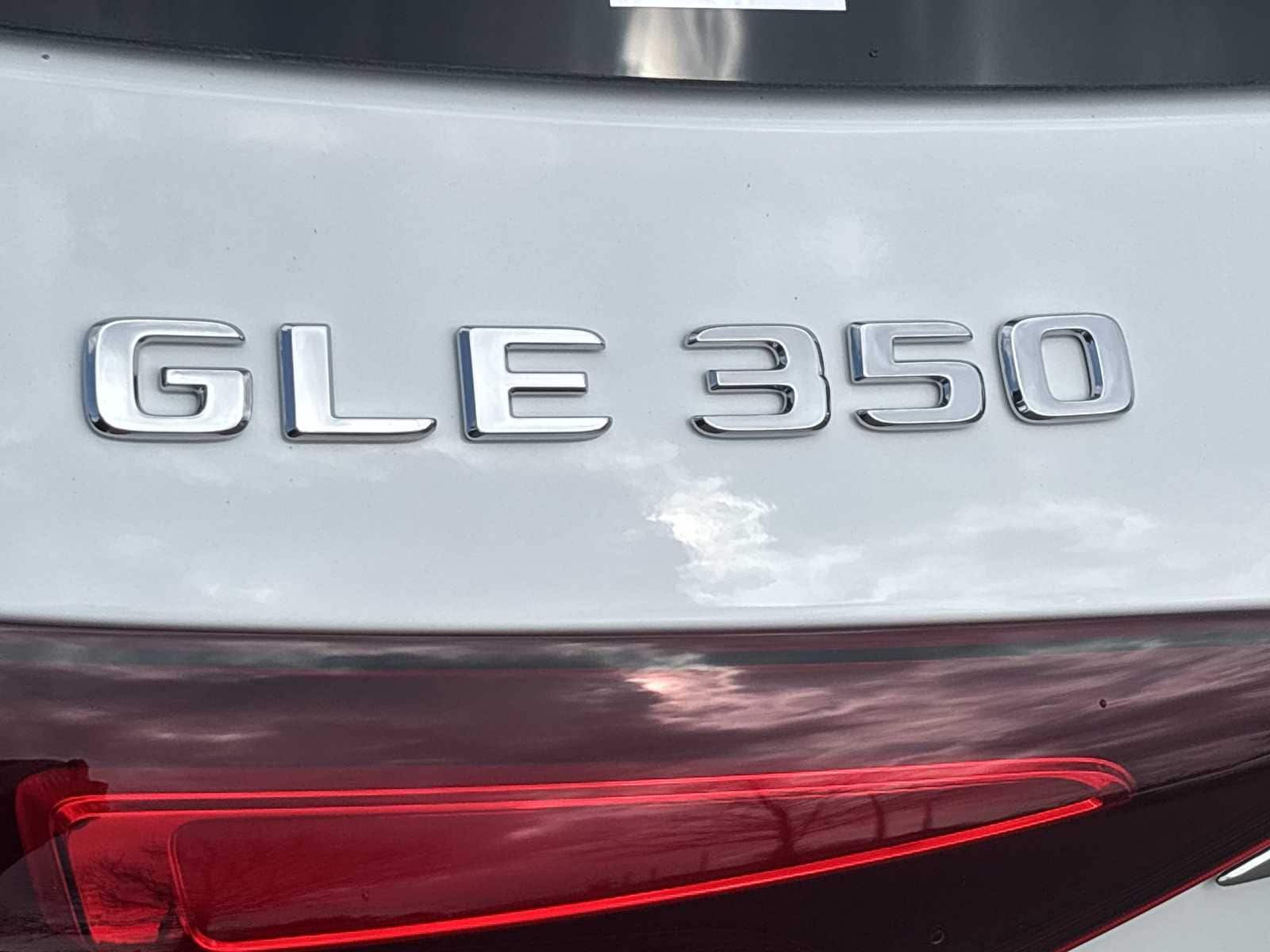 Thumbnail: 2026 Mercedes-Benz GLE - 11