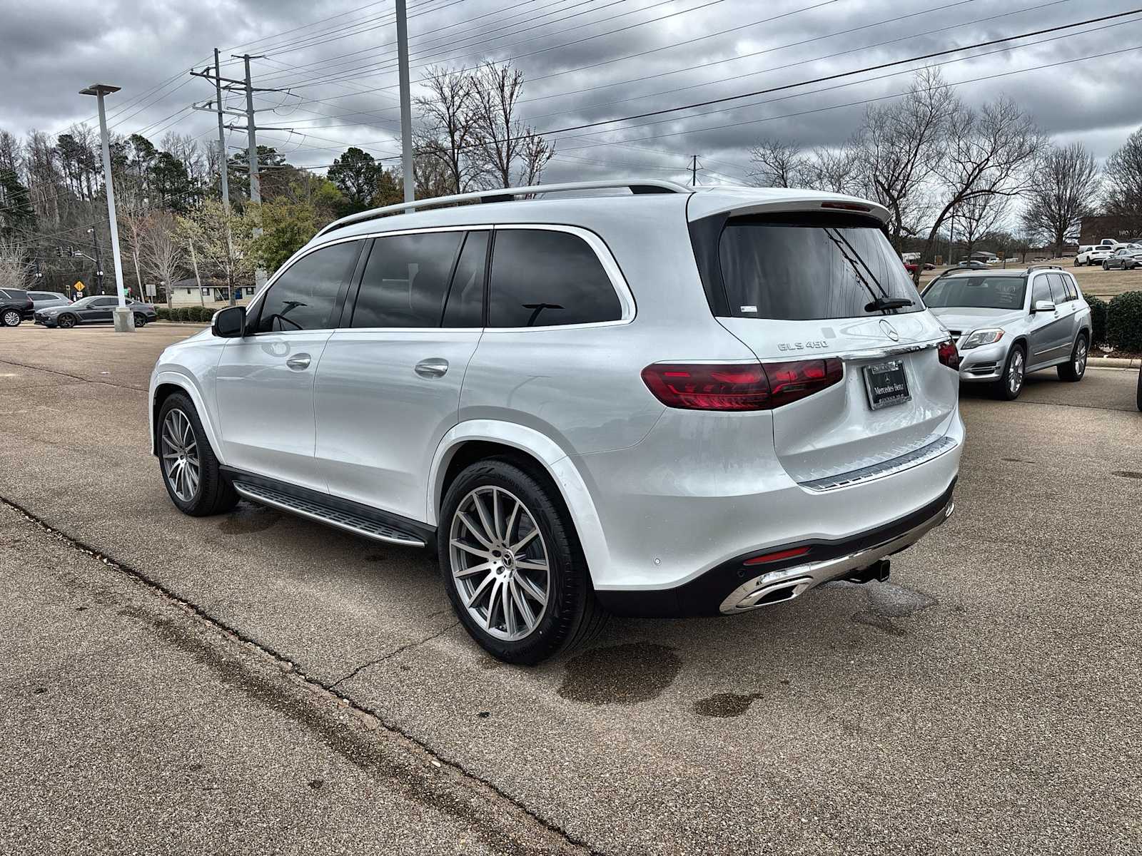 Thumbnail: 2026 Mercedes-Benz GLS - 6