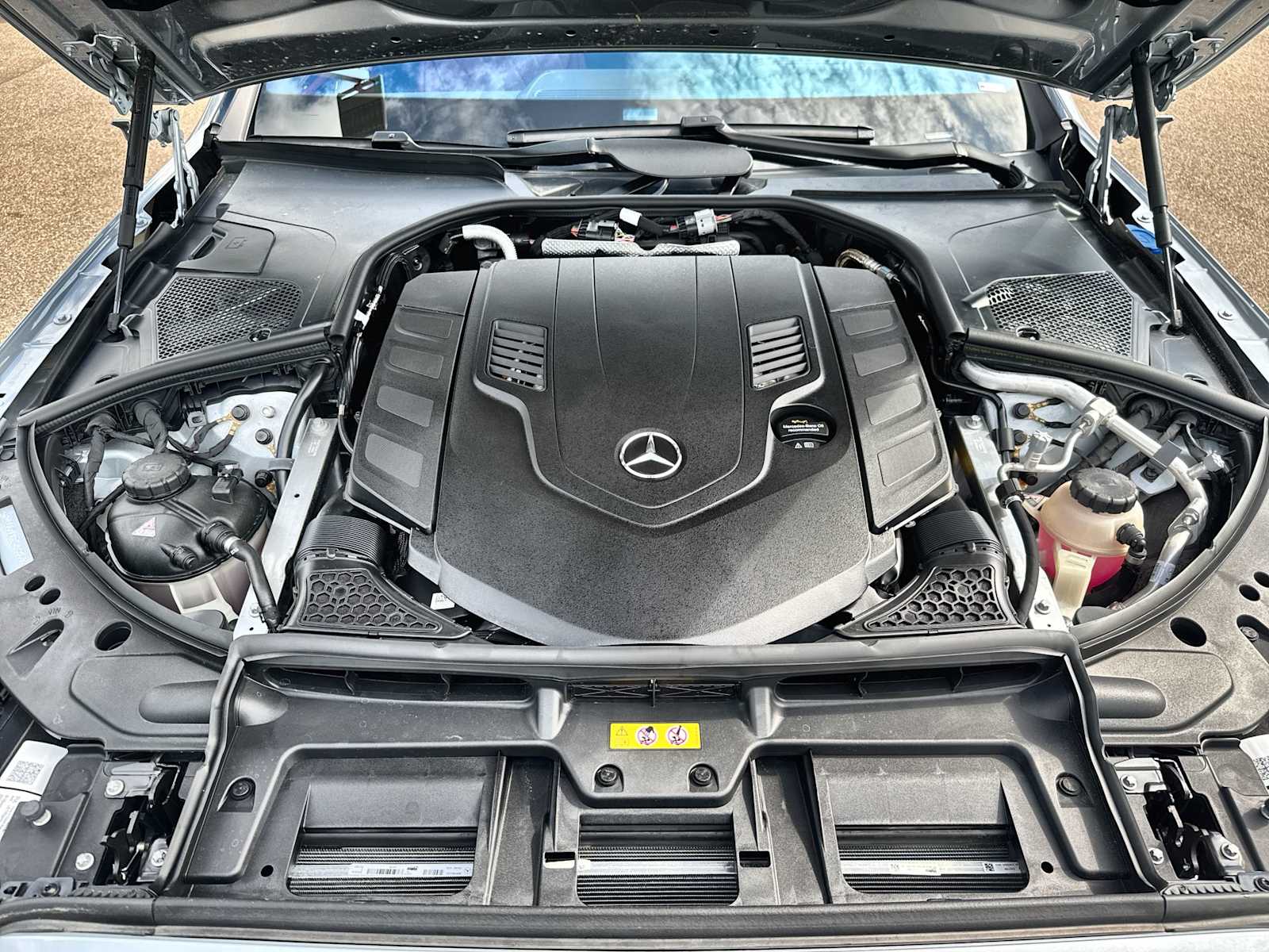Thumbnail: 2025 Mercedes-Benz S-Class - 13