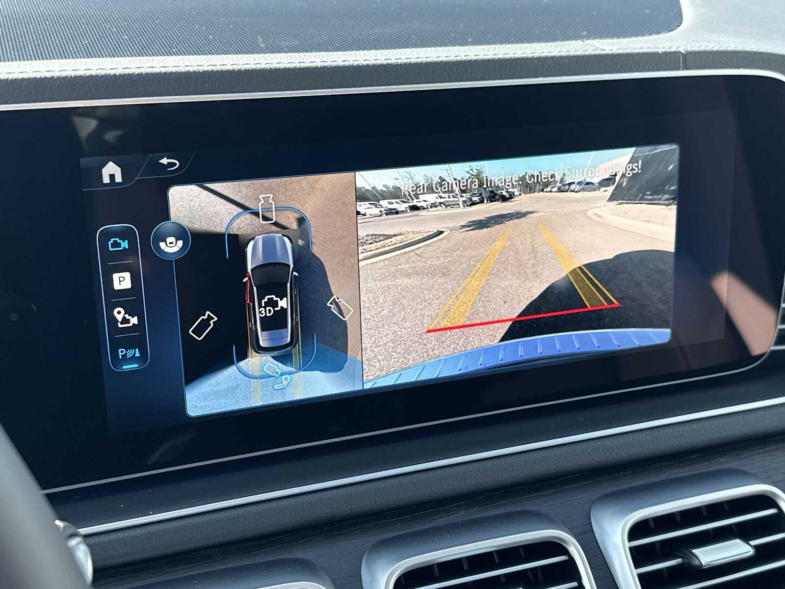 Thumbnail: 2026 Mercedes-Benz GLE - 23