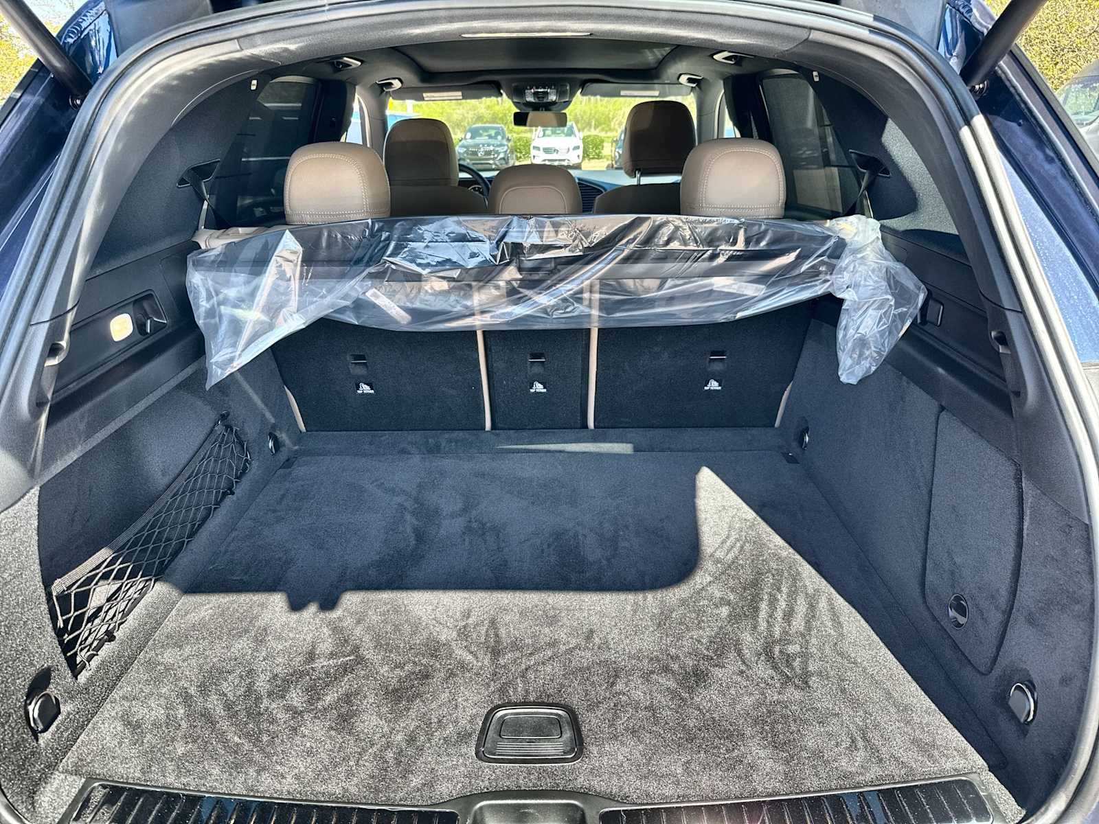 Thumbnail: 2026 Mercedes-Benz GLE - 17