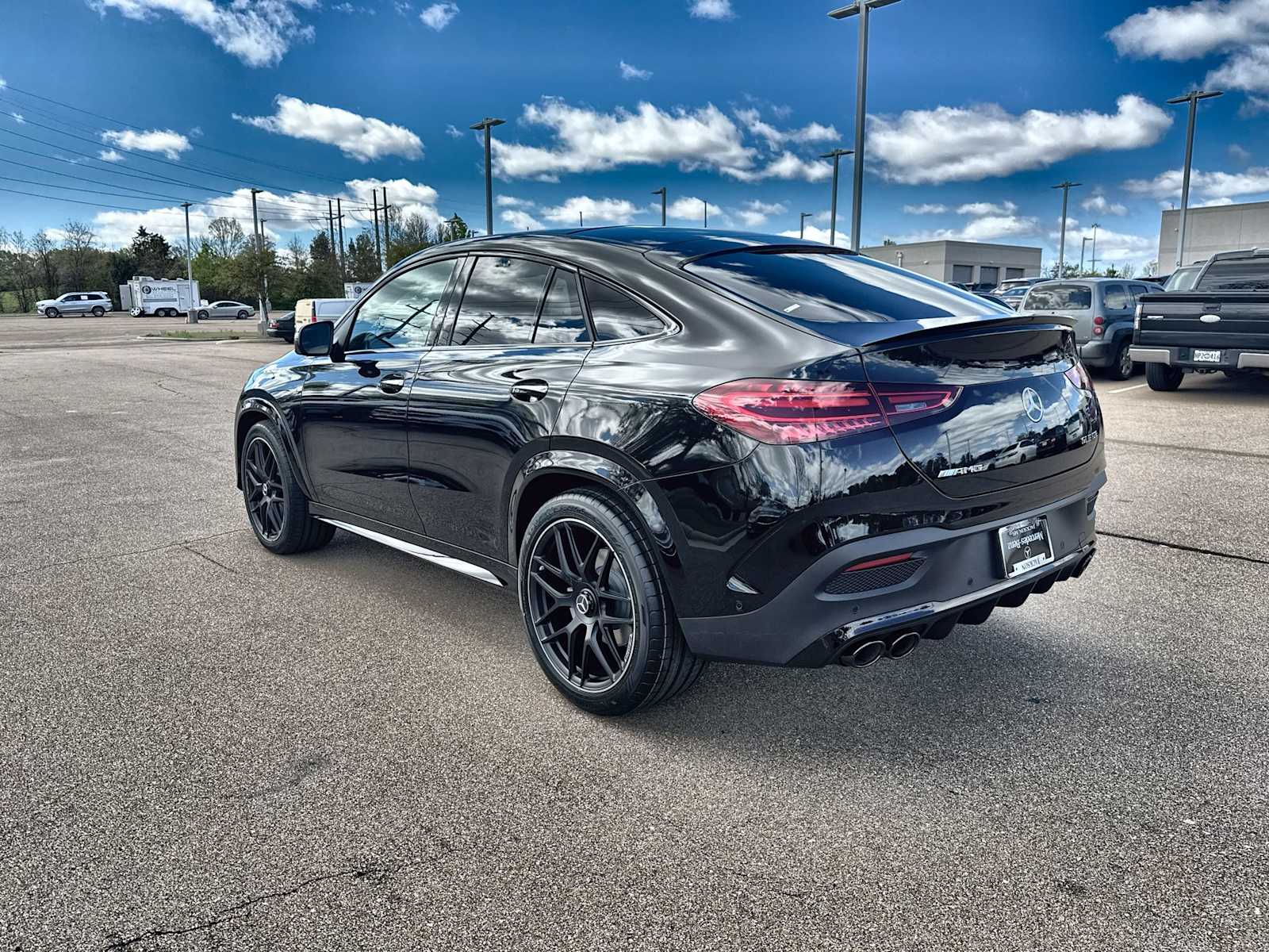 Thumbnail: 2026 Mercedes-Benz GLE - 6