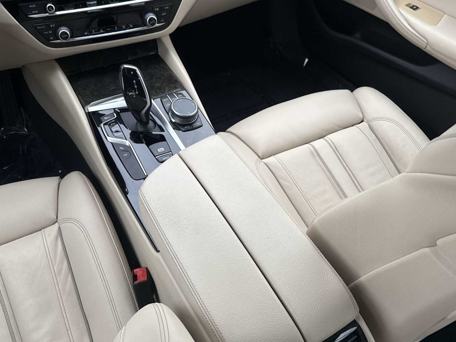 Thumbnail: 2020 BMW 5 Series - 21