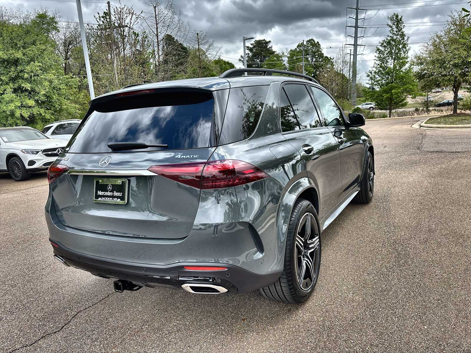 Thumbnail: 2026 Mercedes-Benz GLE - 8