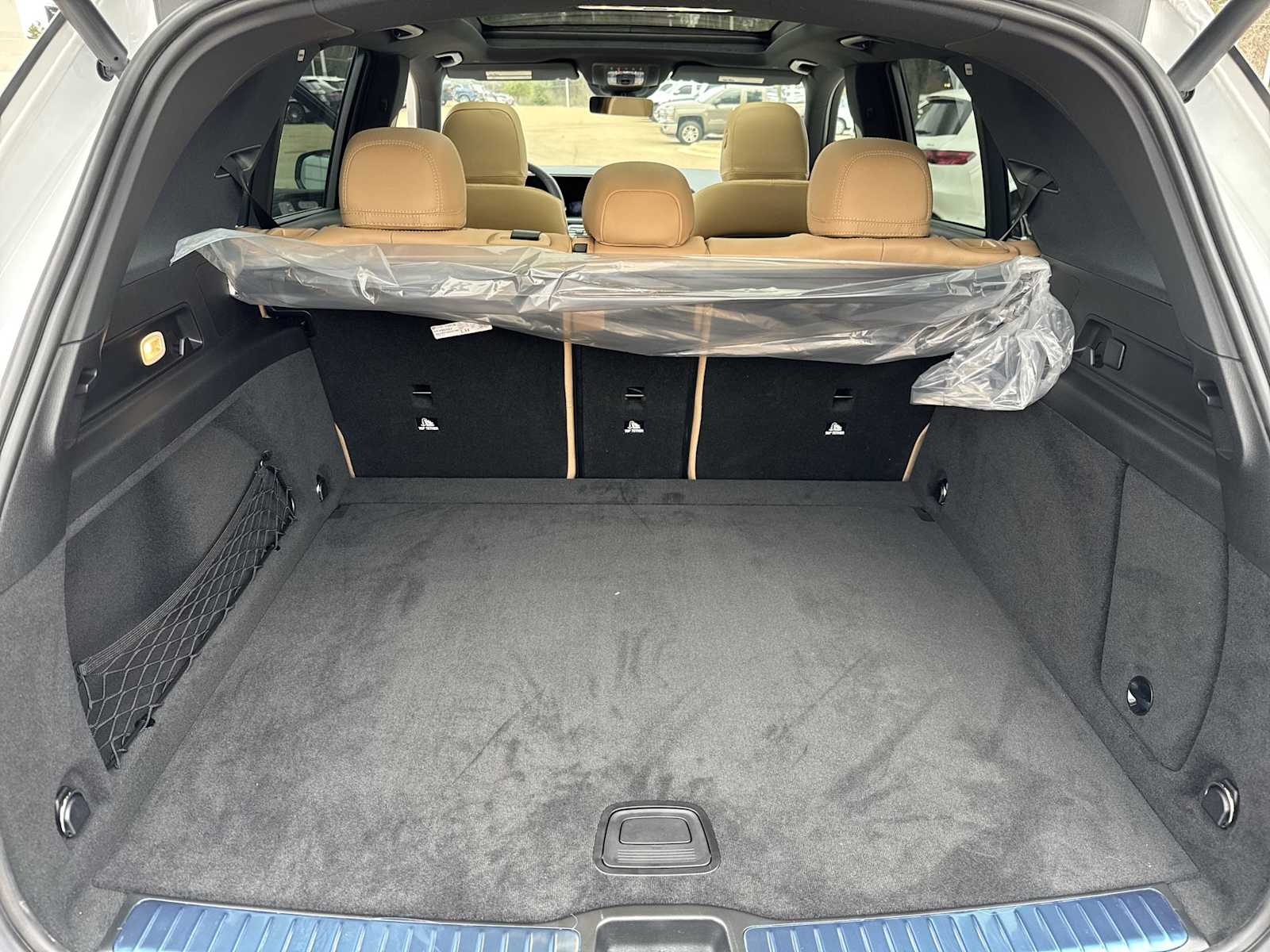 Thumbnail: 2026 Mercedes-Benz GLE - 26