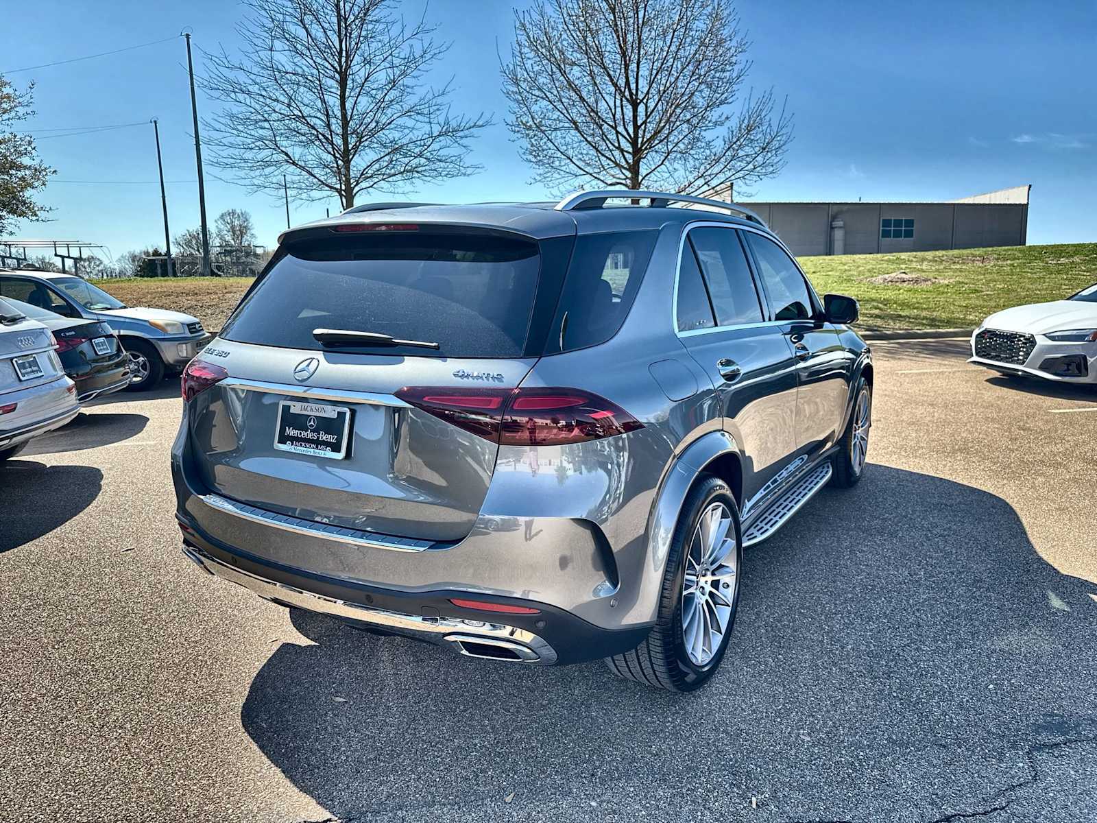 Thumbnail: 2026 Mercedes-Benz GLE - 8