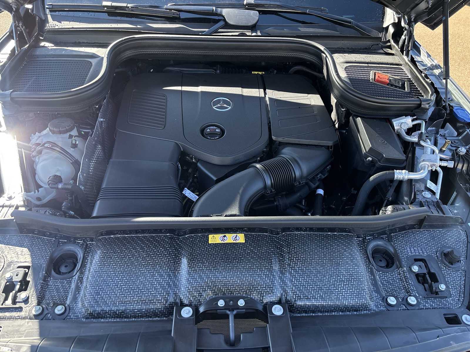 Thumbnail: 2026 Mercedes-Benz GLE - 13