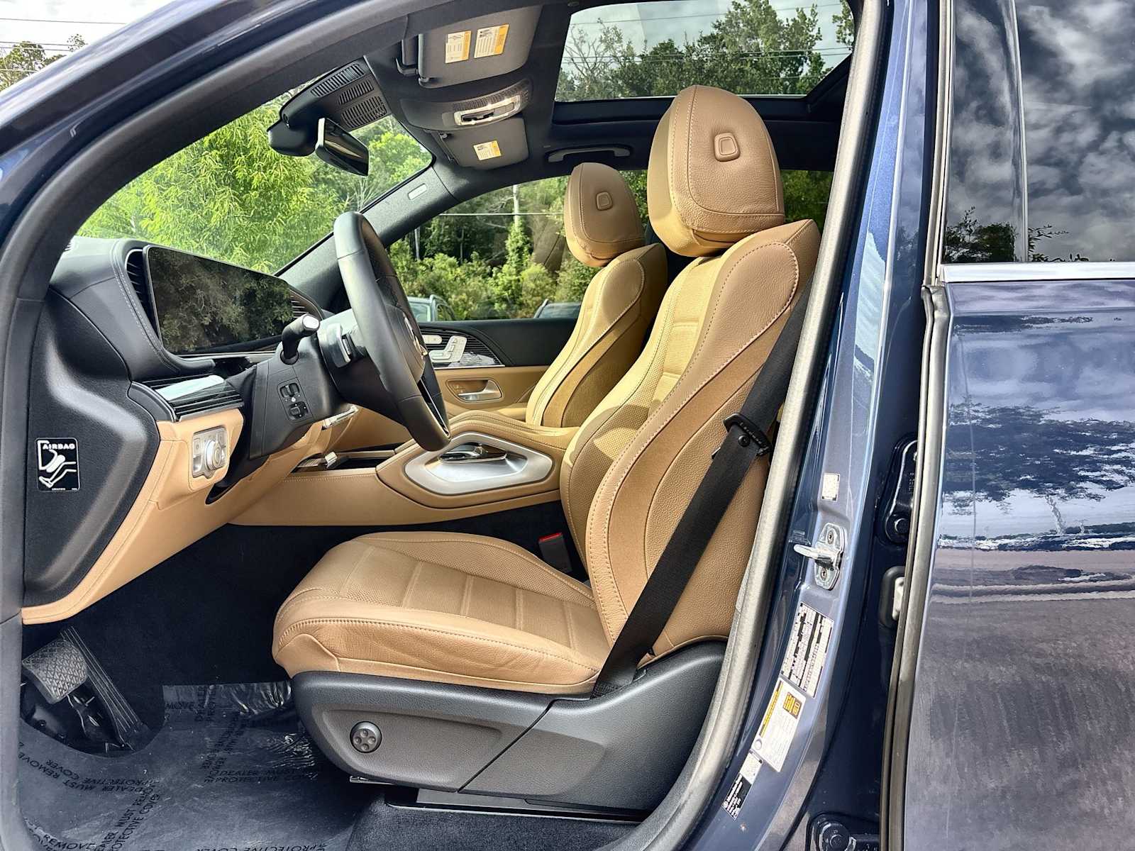 Thumbnail: 2026 Mercedes-Benz GLE - 3