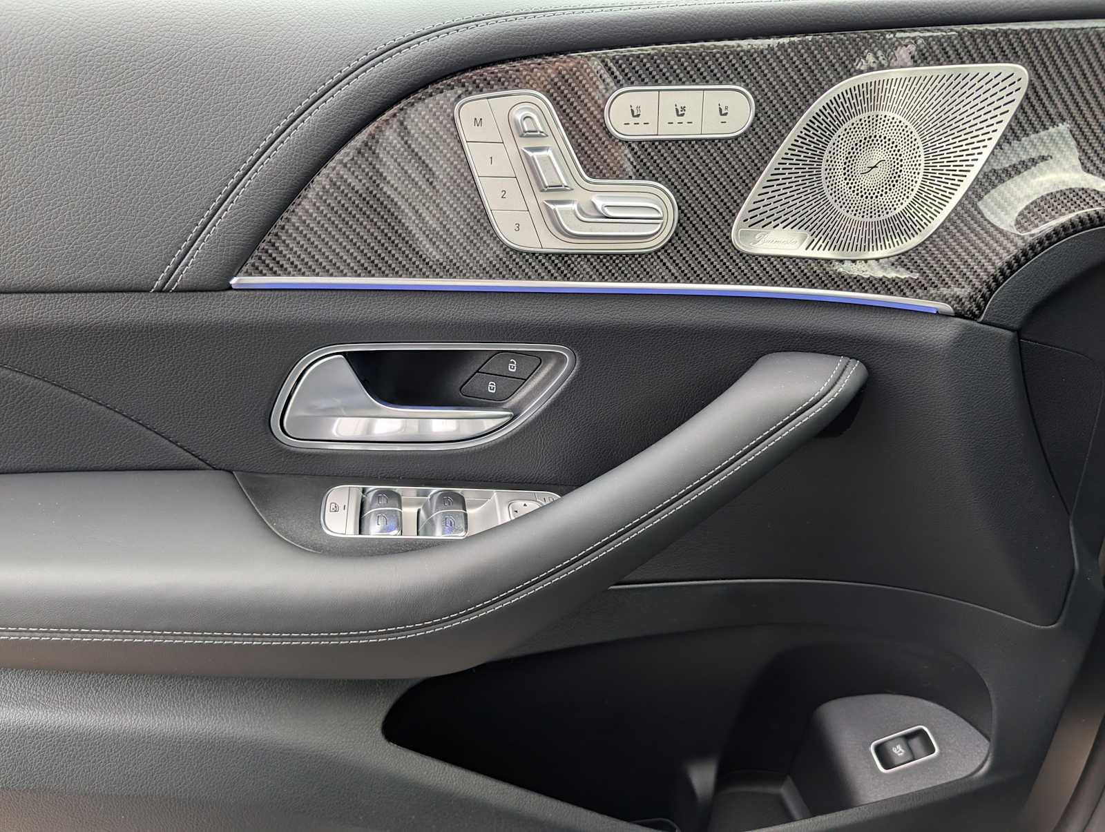 Thumbnail: 2026 Mercedes-Benz GLE - 17