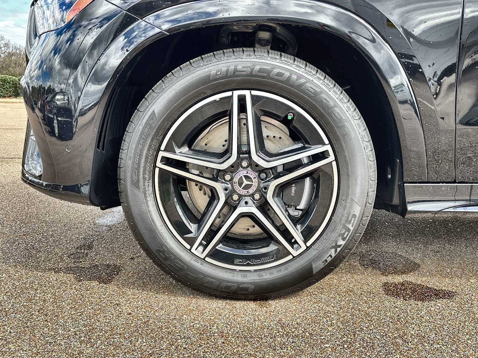 Thumbnail: 2026 Mercedes-Benz GLE - 14