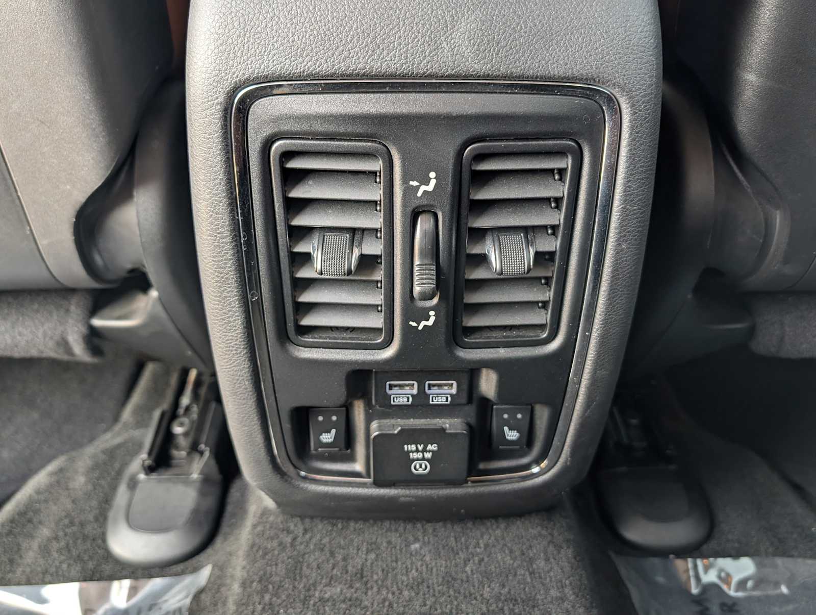 Thumbnail: 2015 Jeep Grand Cherokee - 28