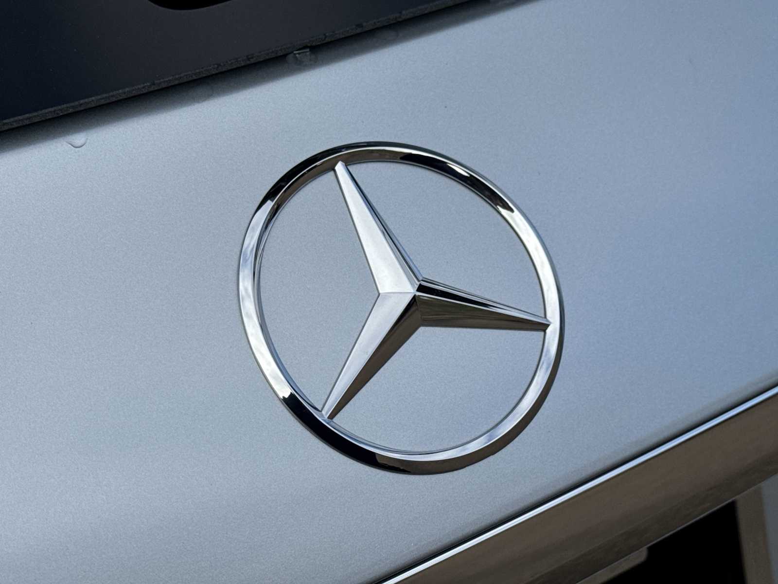 Thumbnail: 2026 Mercedes-Benz GLE - 10