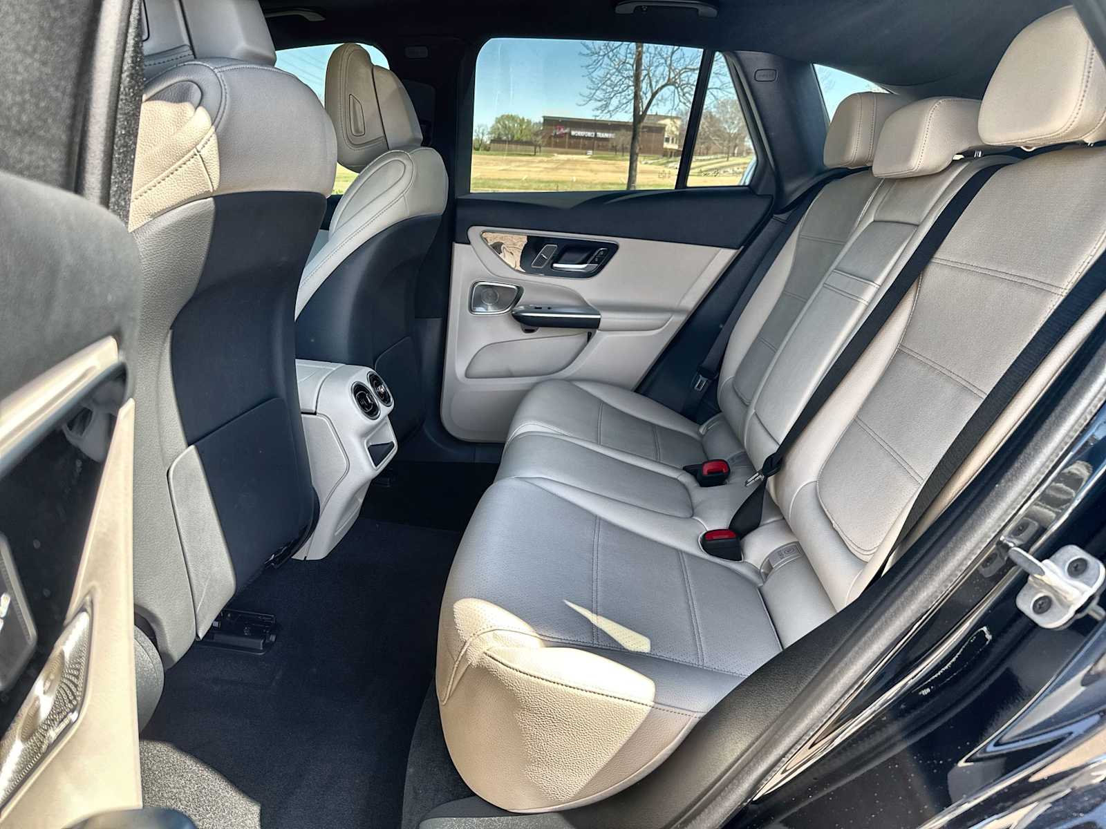 Thumbnail: 2026 Mercedes-Benz GLC - 4