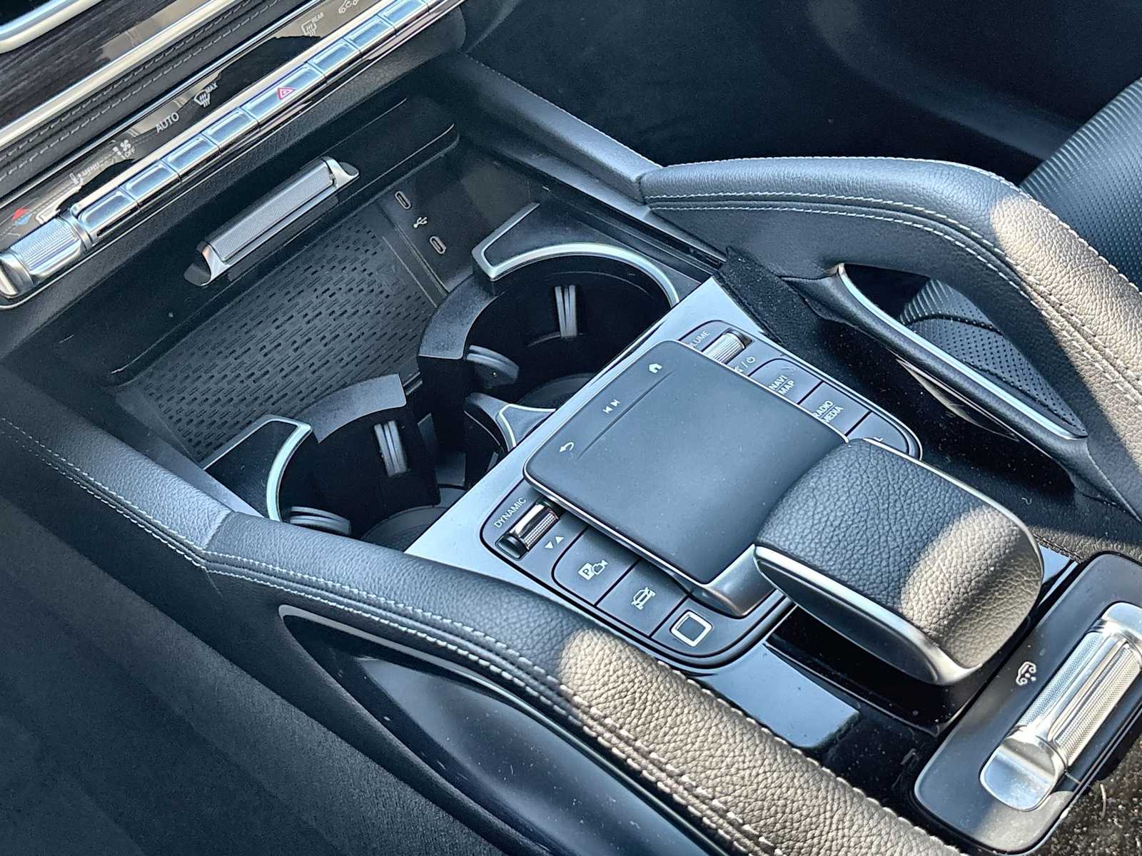 Thumbnail: 2025 Mercedes-Benz GLE - 21