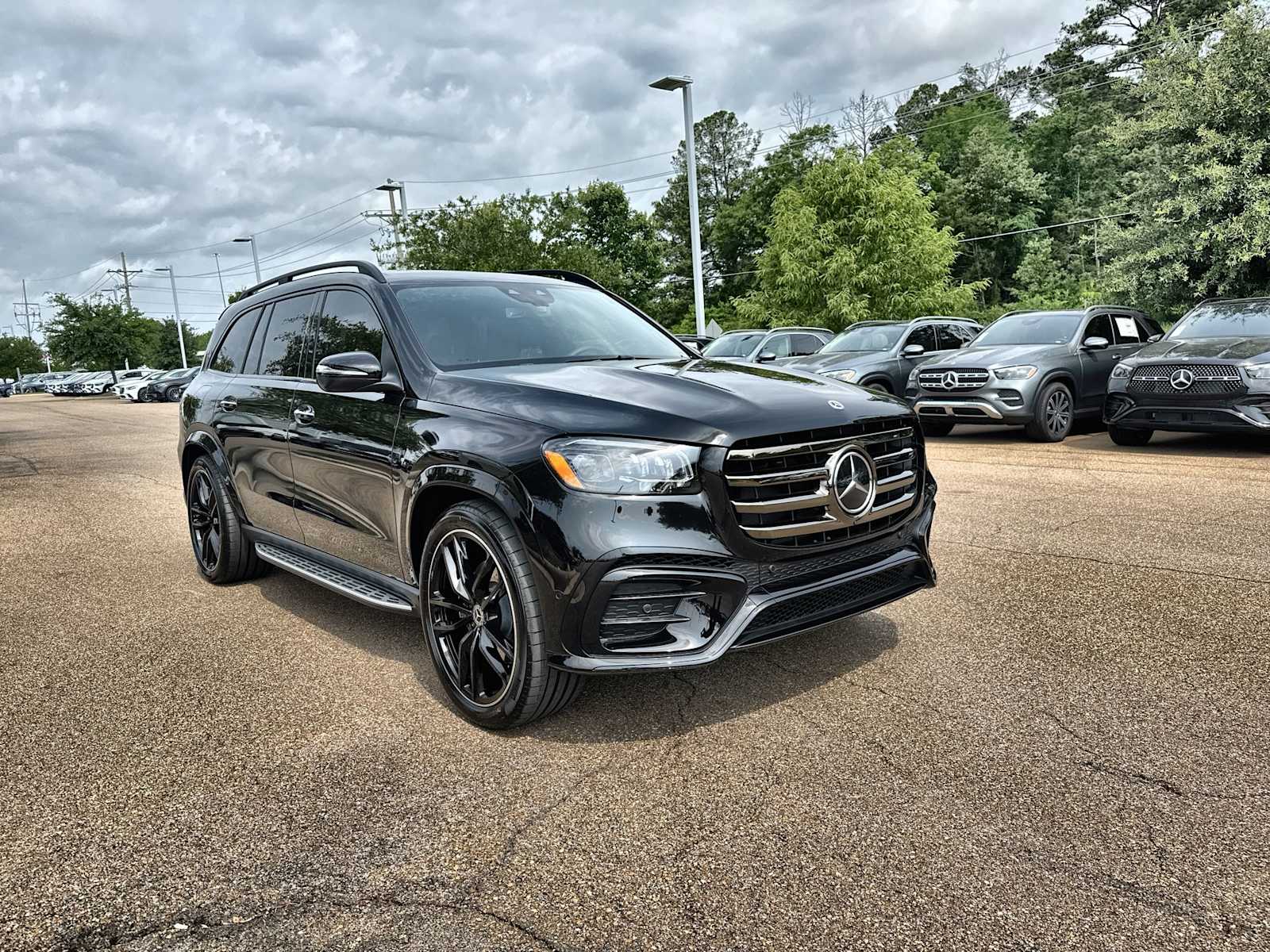 Thumbnail: 2026 Mercedes-Benz GLS - 11