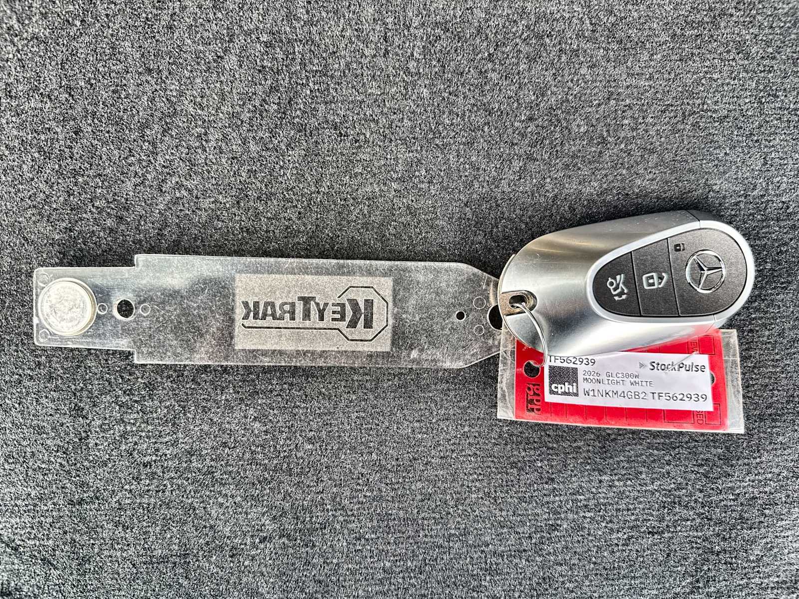 Thumbnail: 2026 Mercedes-Benz GLC - 26