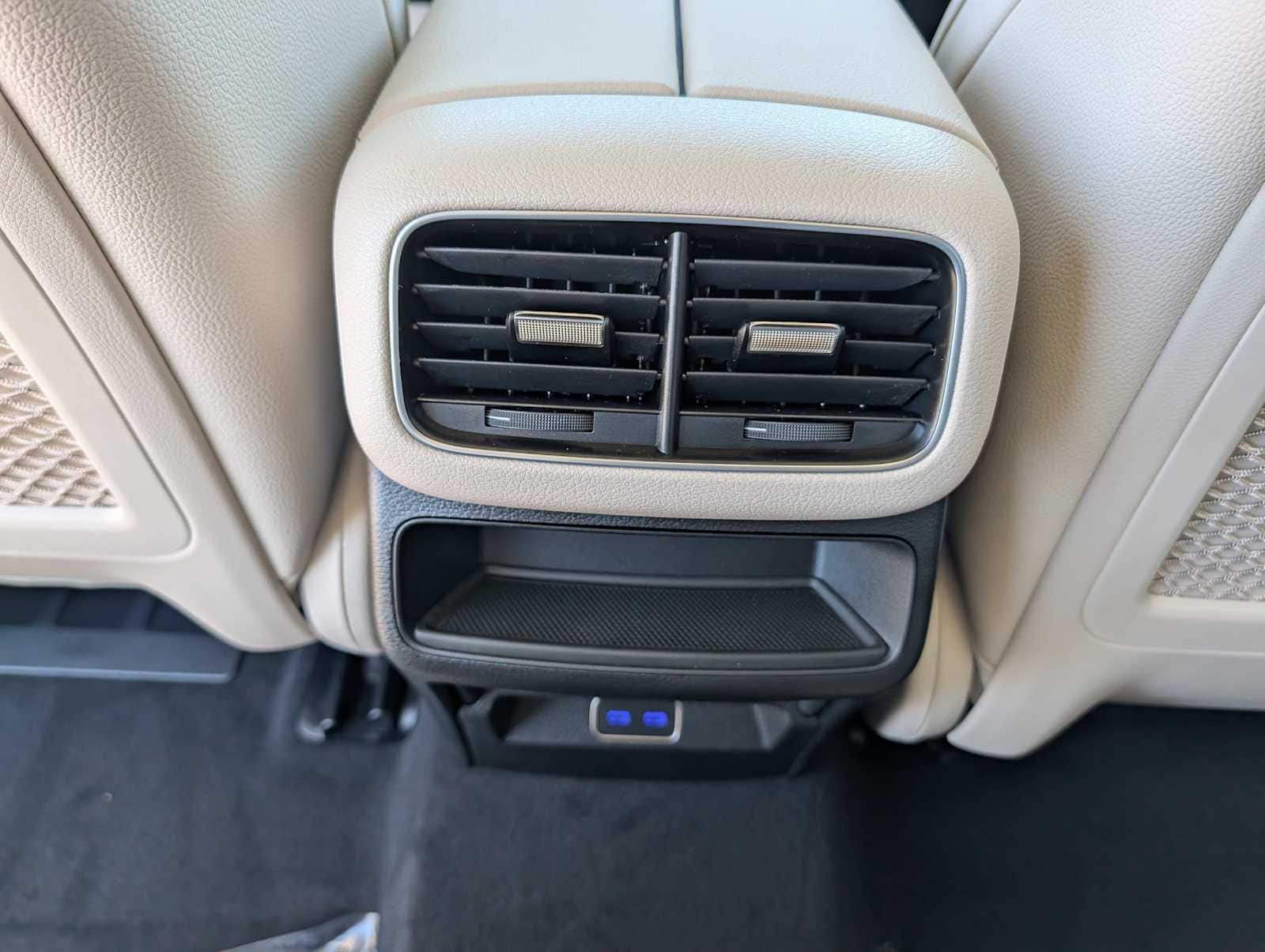 Thumbnail: 2026 Mercedes-Benz GLE - 23