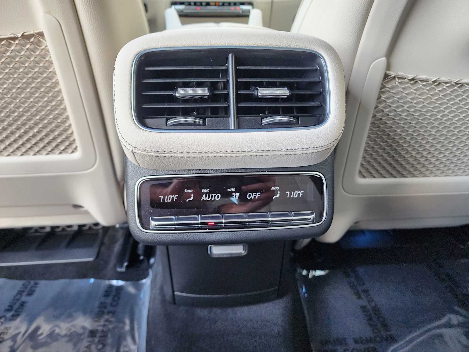 Thumbnail: 2025 Mercedes-Benz GLS - 6