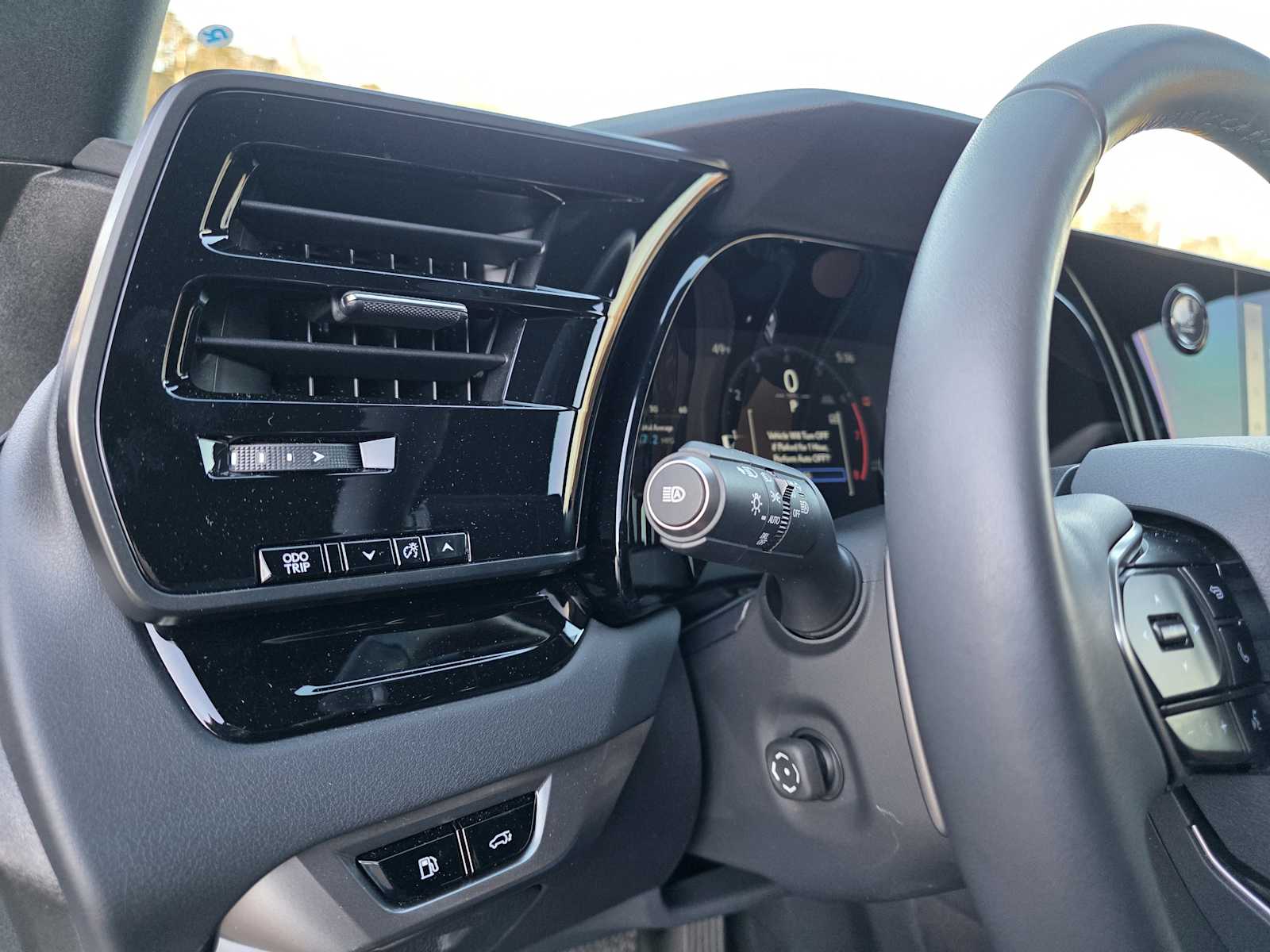 Thumbnail: 2025 Lexus RX - 18