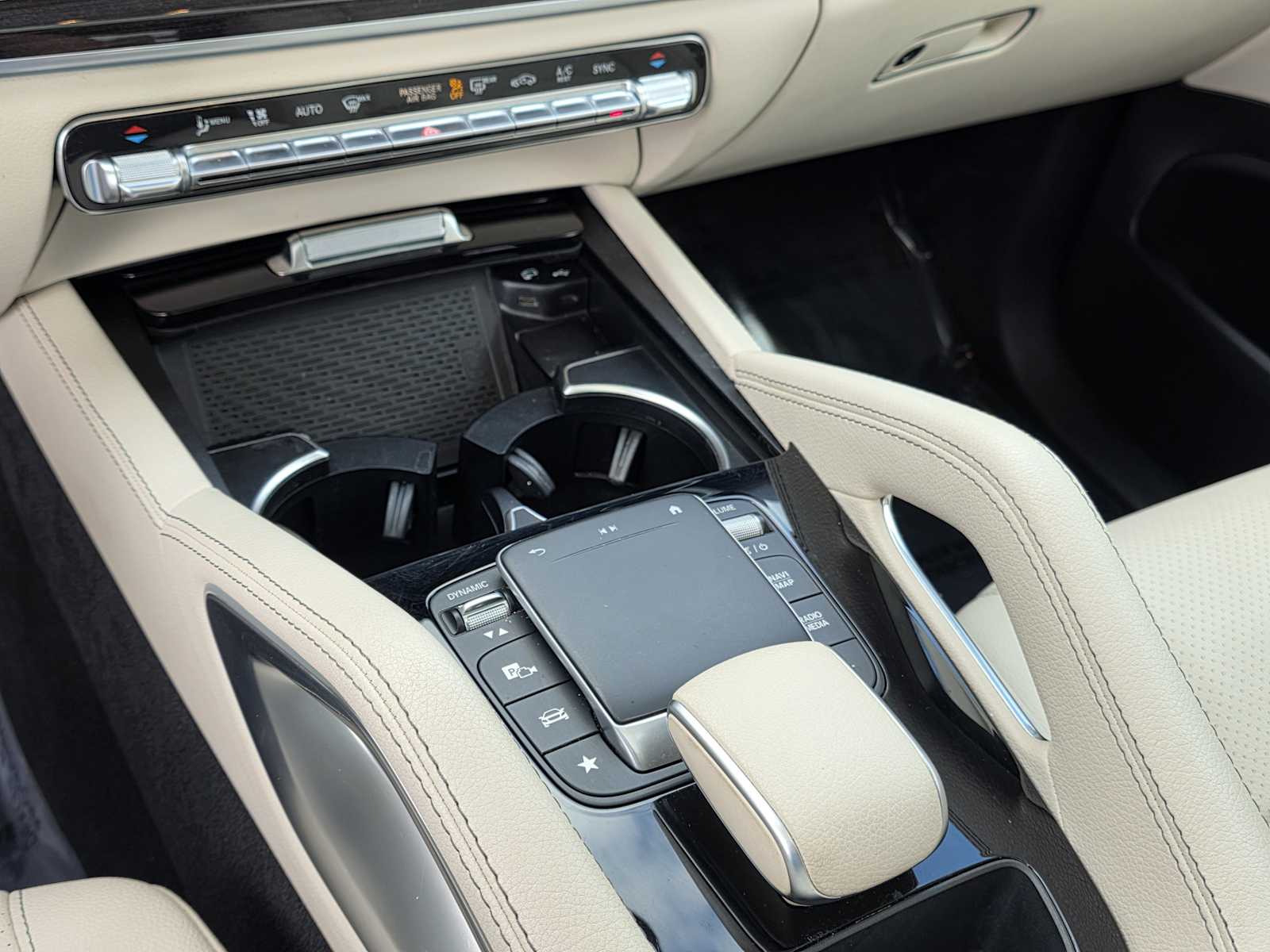 Thumbnail: 2021 Mercedes-Benz GLE - 23