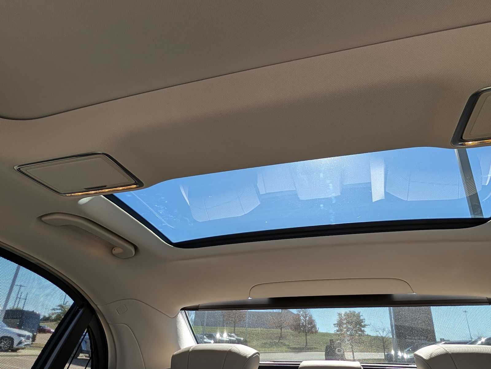 Thumbnail: 2020 Mercedes-Benz S-Class - 25