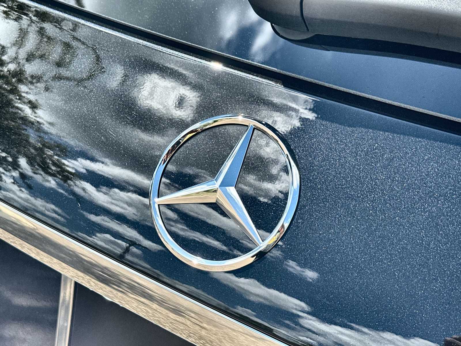 Thumbnail: 2026 Mercedes-Benz GLE - 16