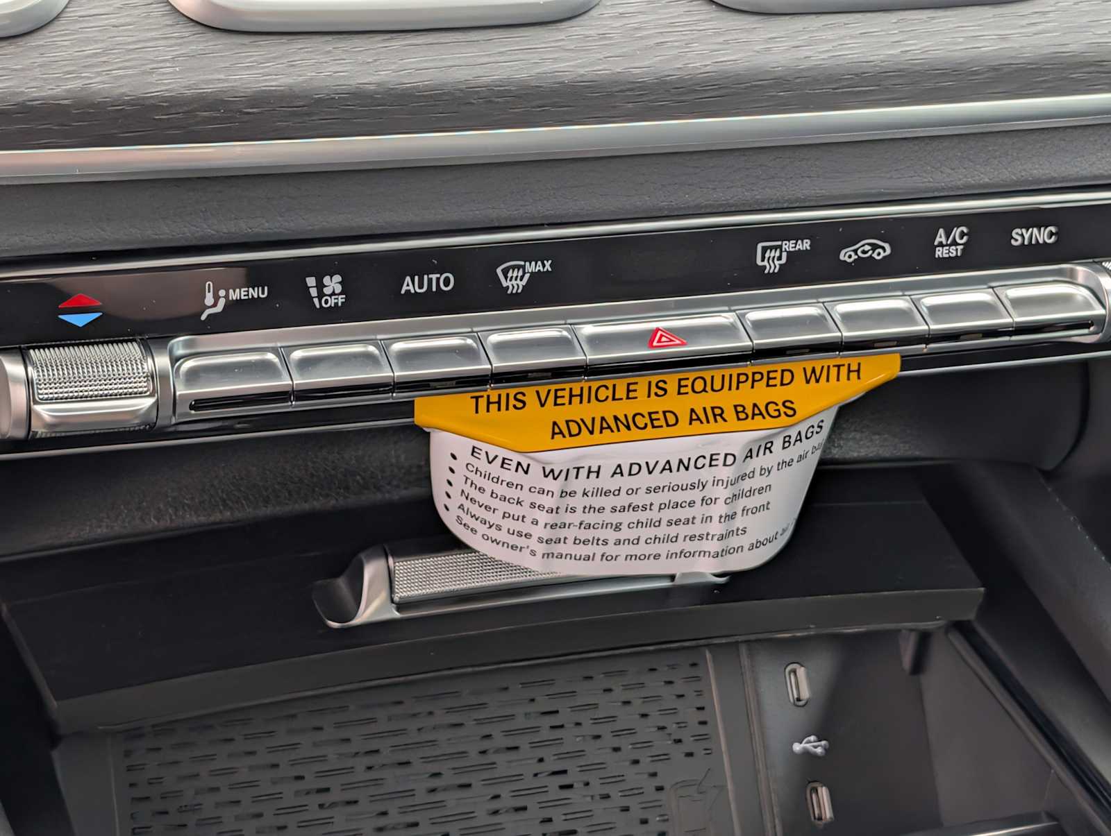 Thumbnail: 2026 Mercedes-Benz GLE - 16