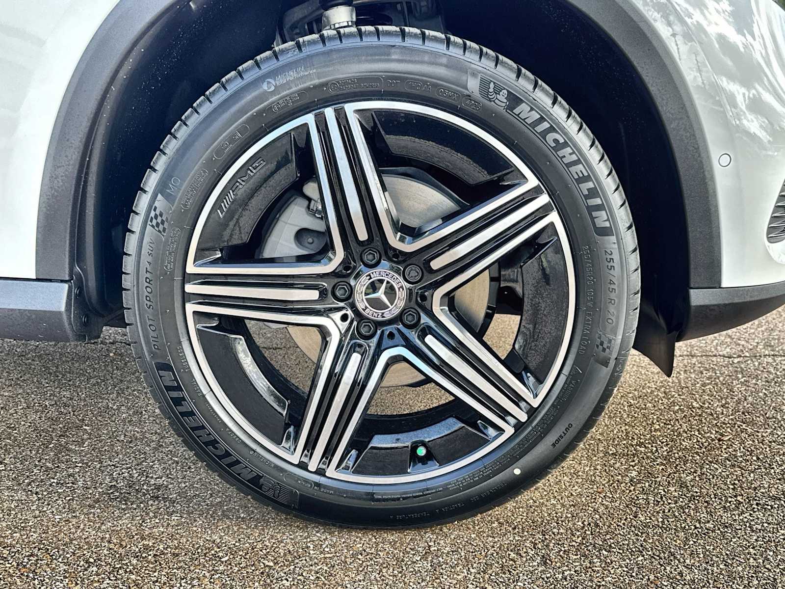 Thumbnail: 2026 Mercedes-Benz GLC - 14