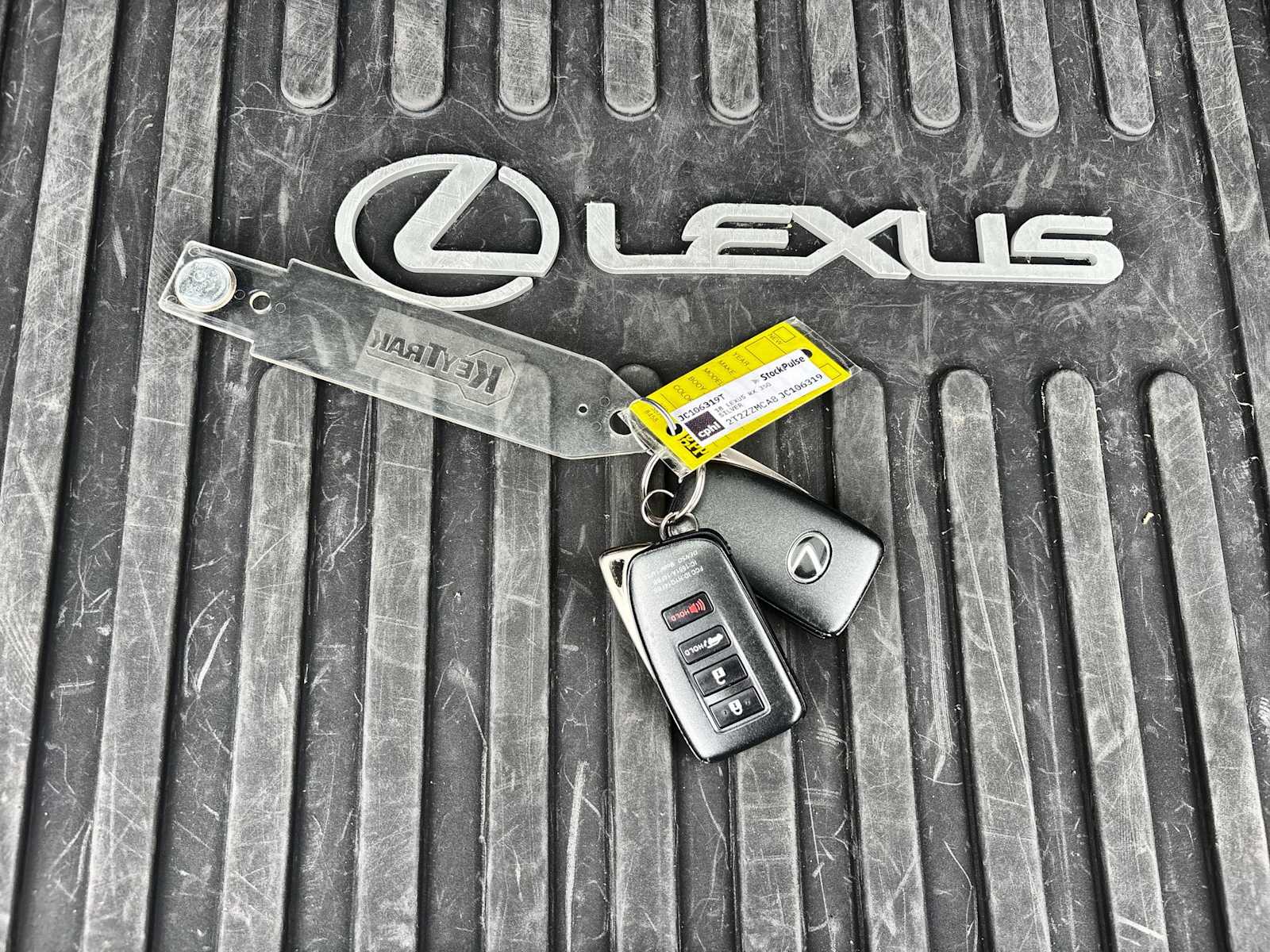 Thumbnail: 2018 Lexus RX - 26
