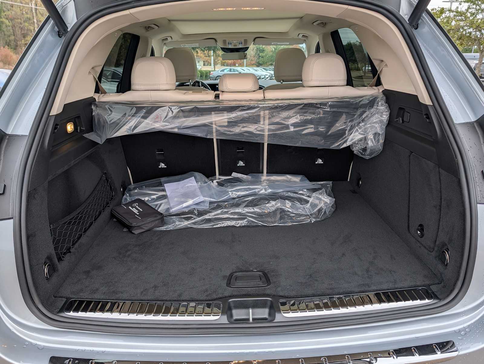 Thumbnail: 2026 Mercedes-Benz GLE - 25