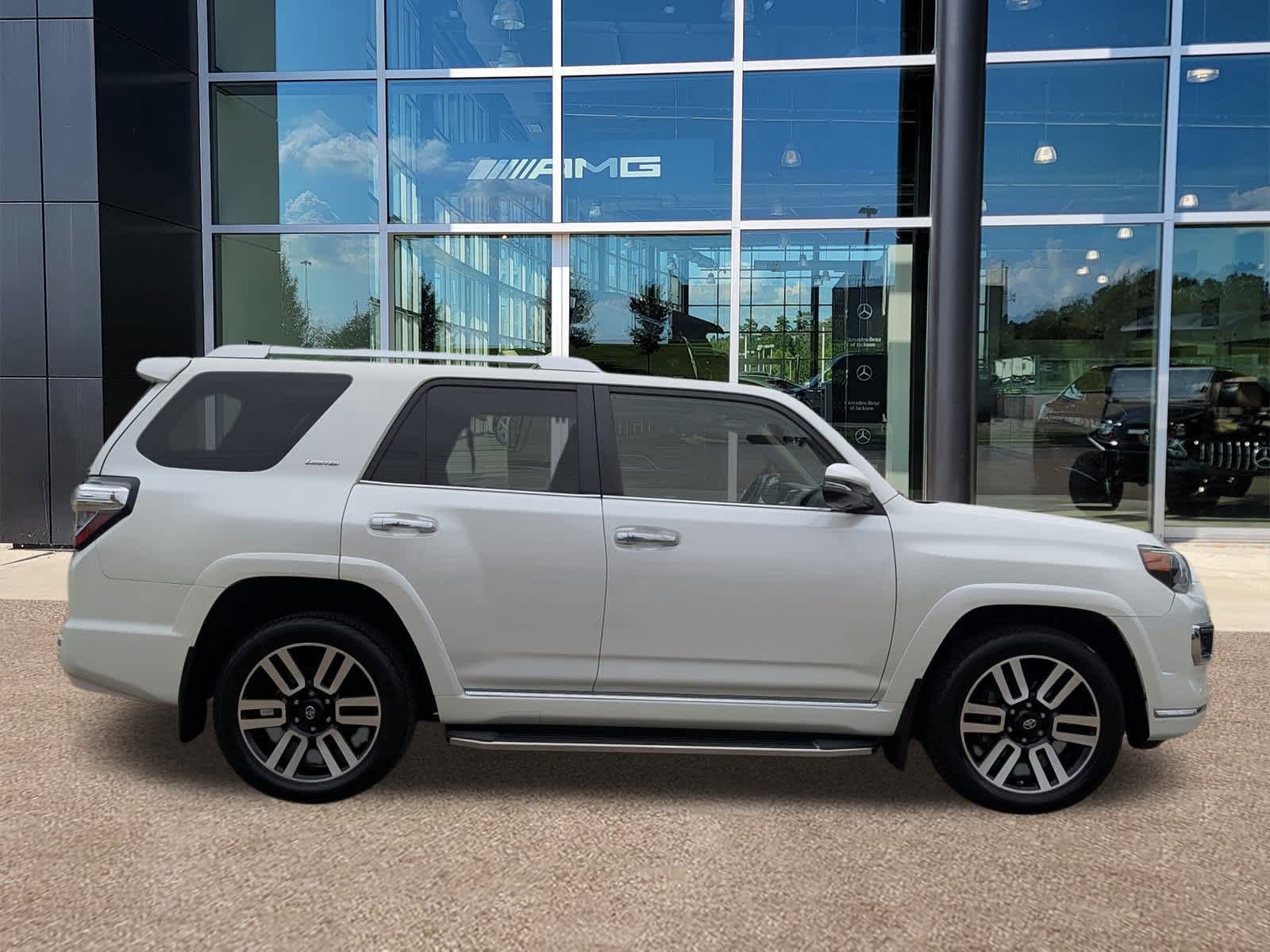 Thumbnail: 2020 Toyota 4Runner - 4