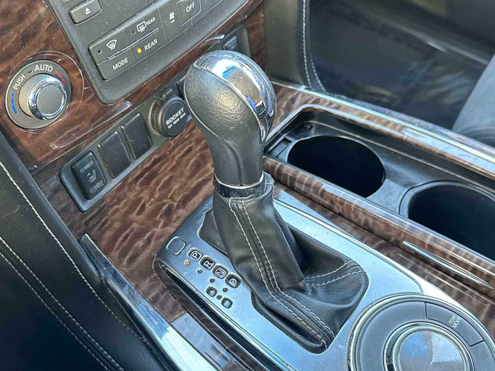 Thumbnail: 2017 Nissan Armada - 23