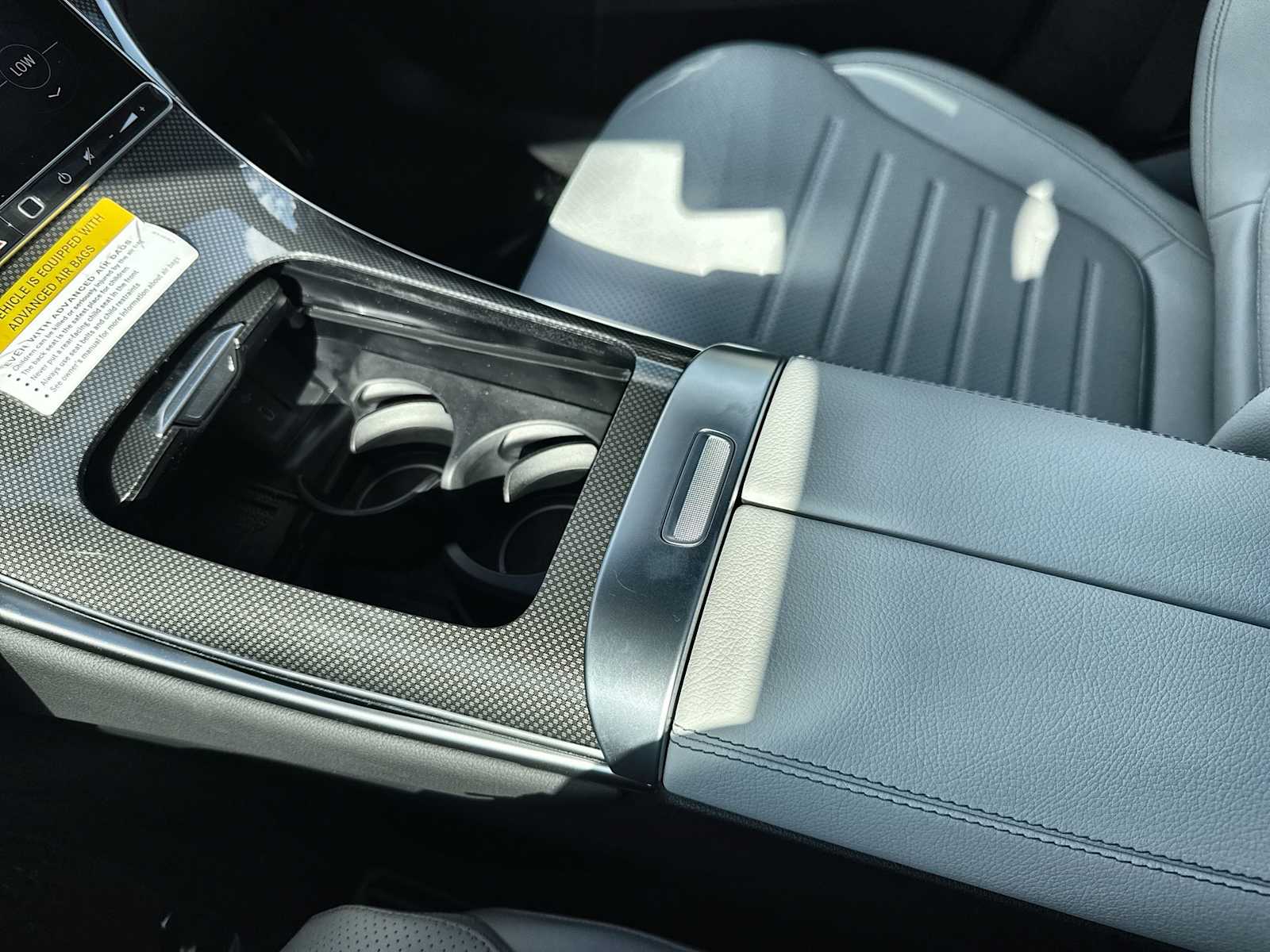 Thumbnail: 2026 Mercedes-Benz GLC - 22