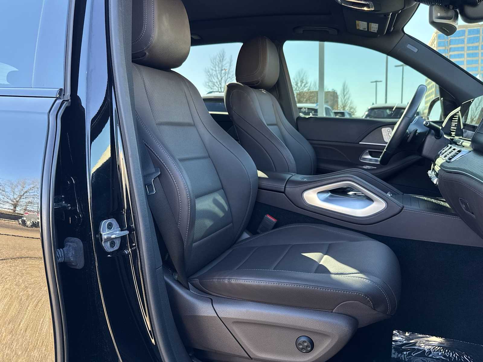 Thumbnail: 2023 Mercedes-Benz GLE - 20