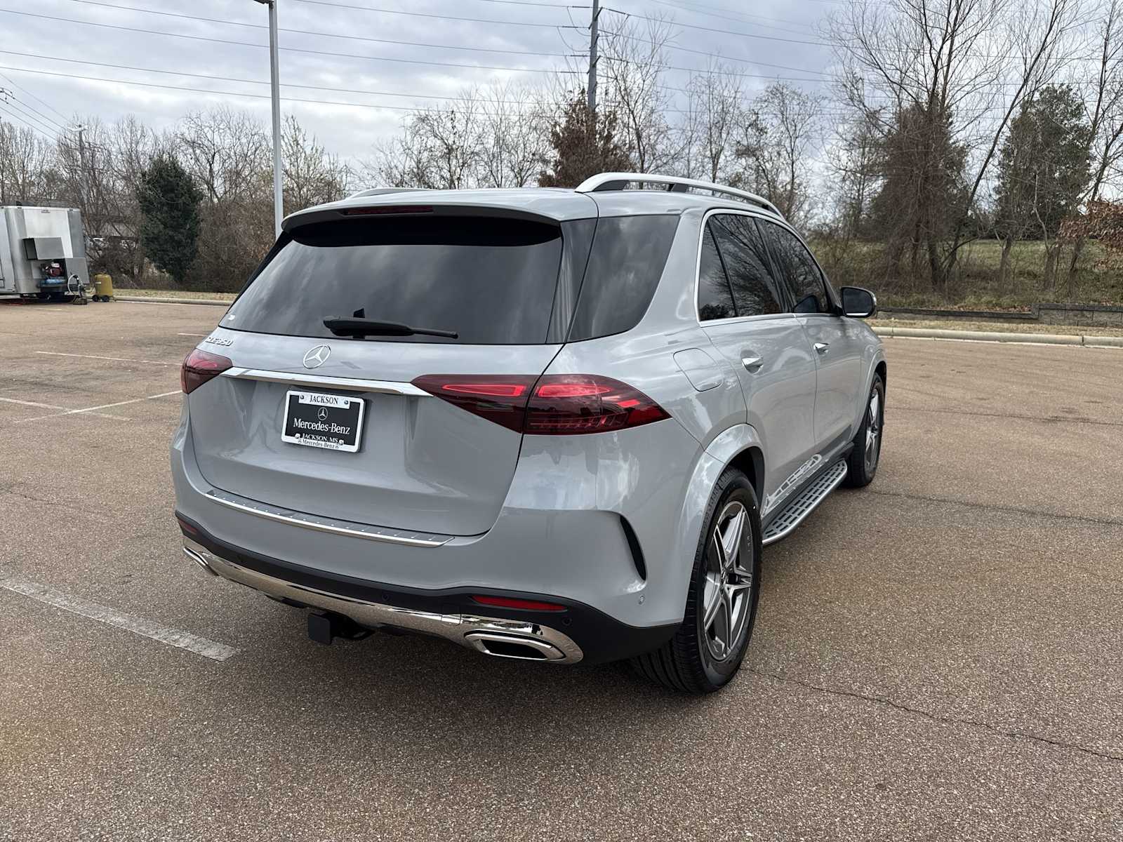 Thumbnail: 2026 Mercedes-Benz GLE - 6