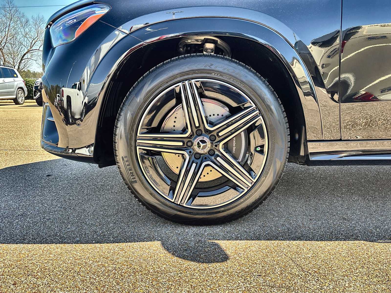 Thumbnail: 2026 Mercedes-Benz GLE - 14