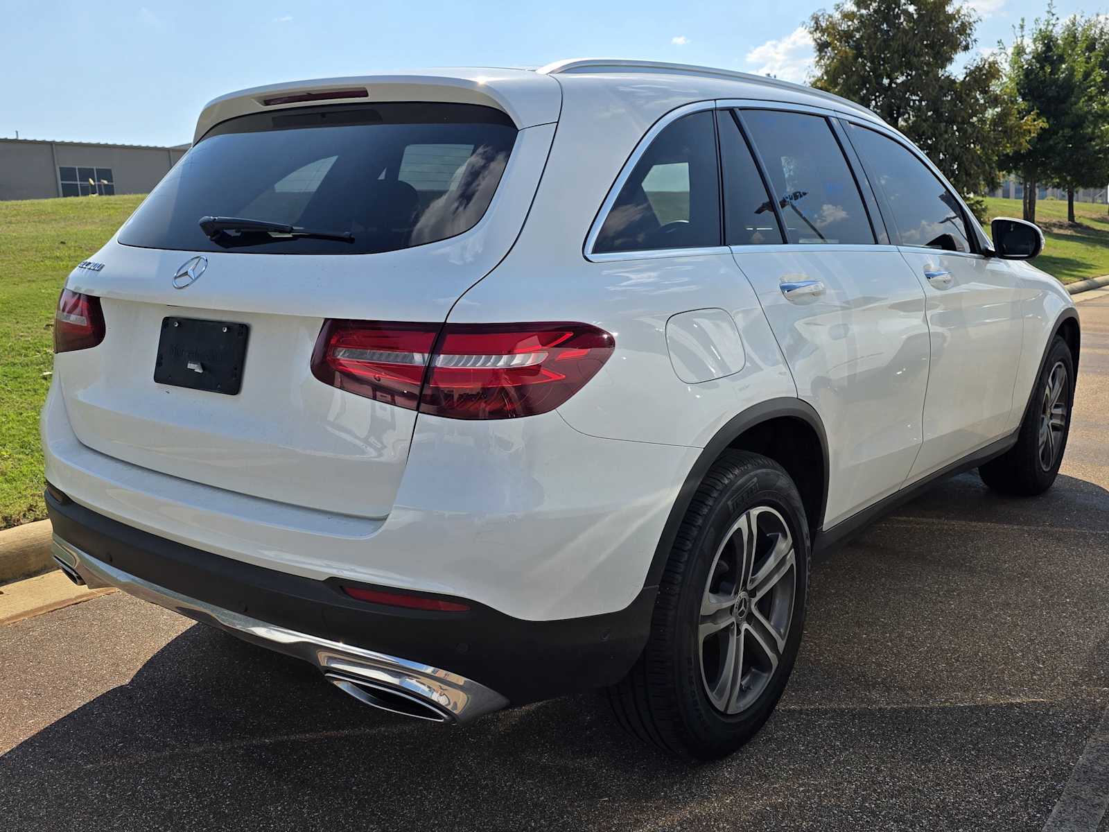 Thumbnail: 2018 Mercedes-Benz GLC - 3