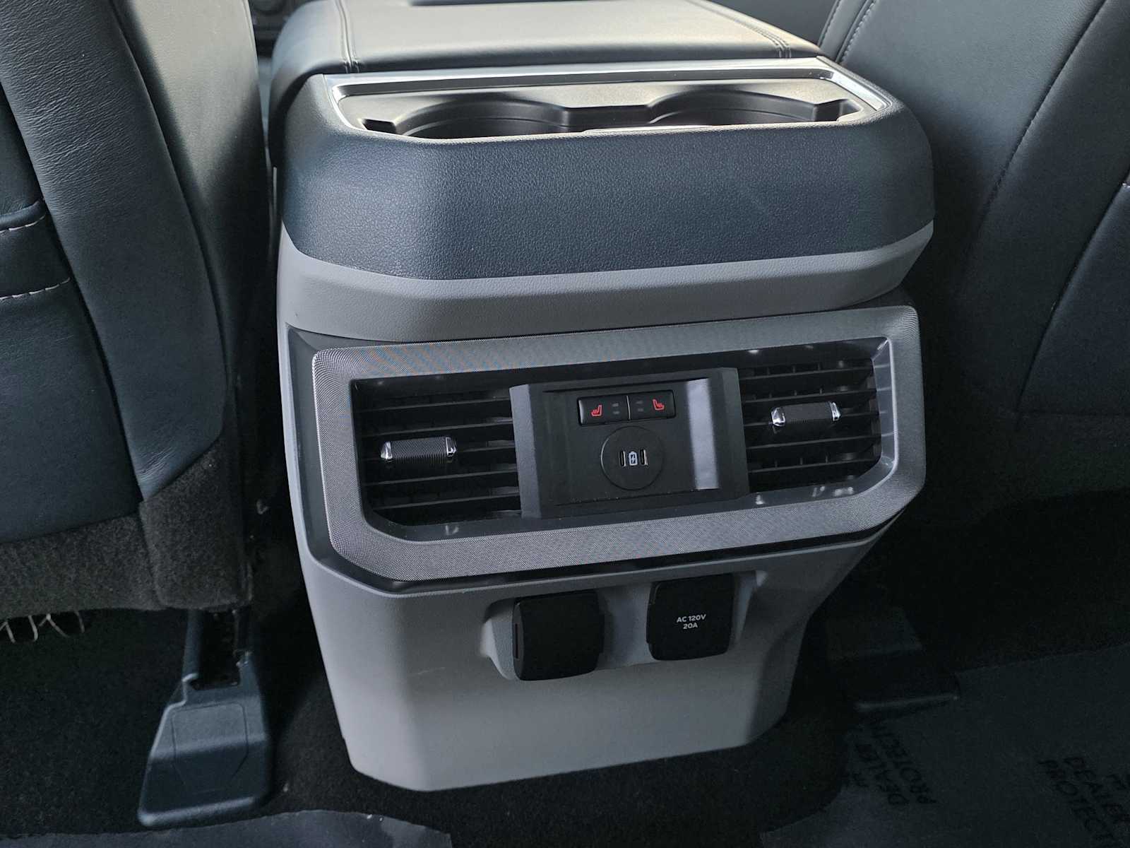 Thumbnail: 2024 Ford Econoline - 25