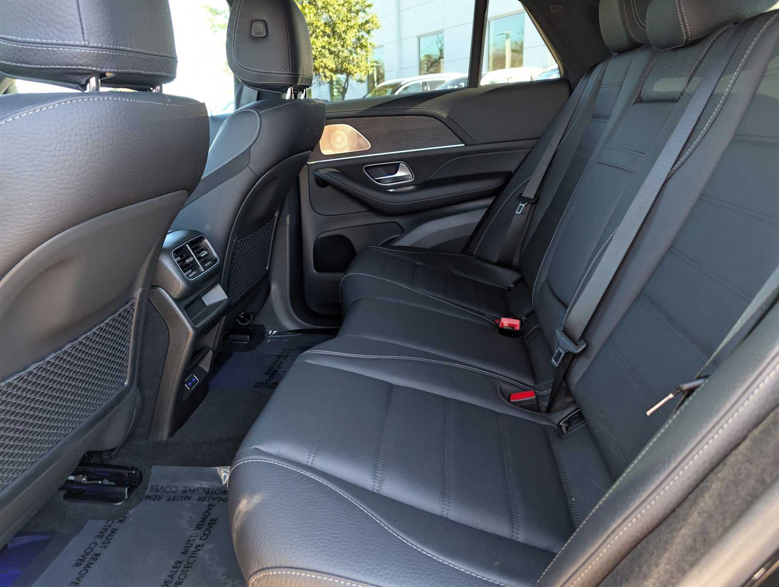 Thumbnail: 2026 Mercedes-Benz GLE - 25