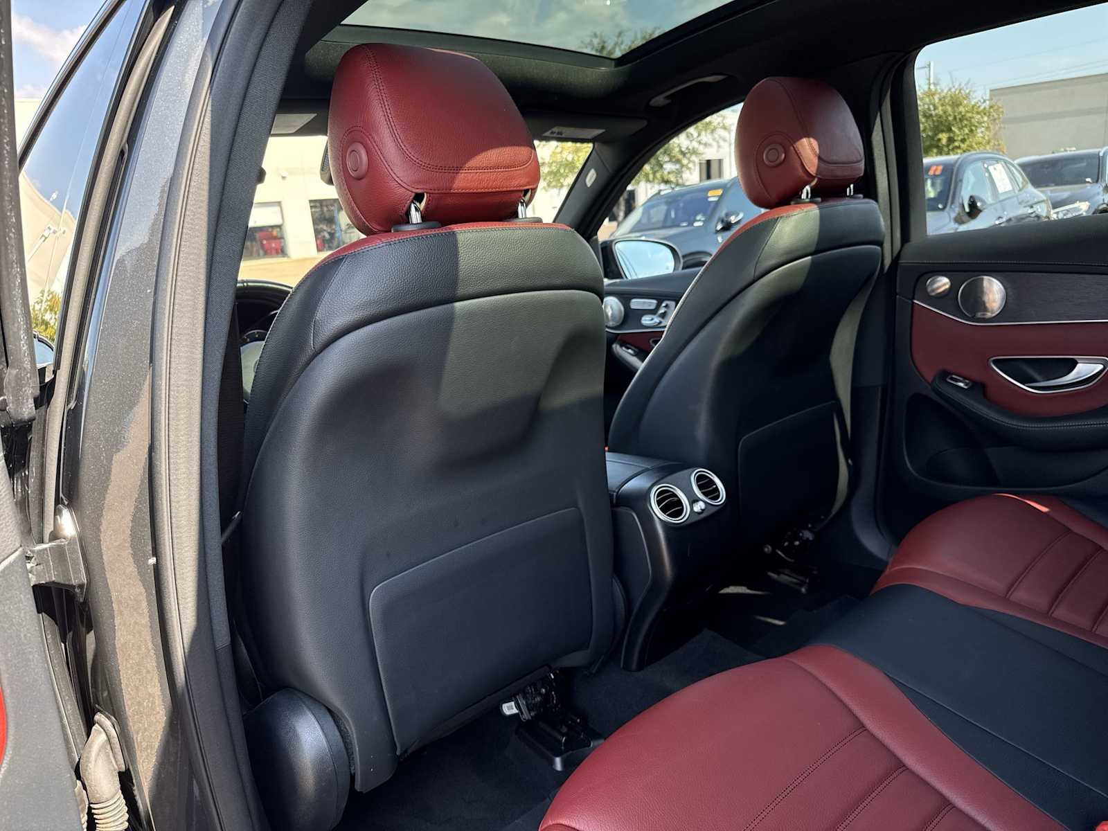 Thumbnail: 2021 Mercedes-Benz GLC - 16