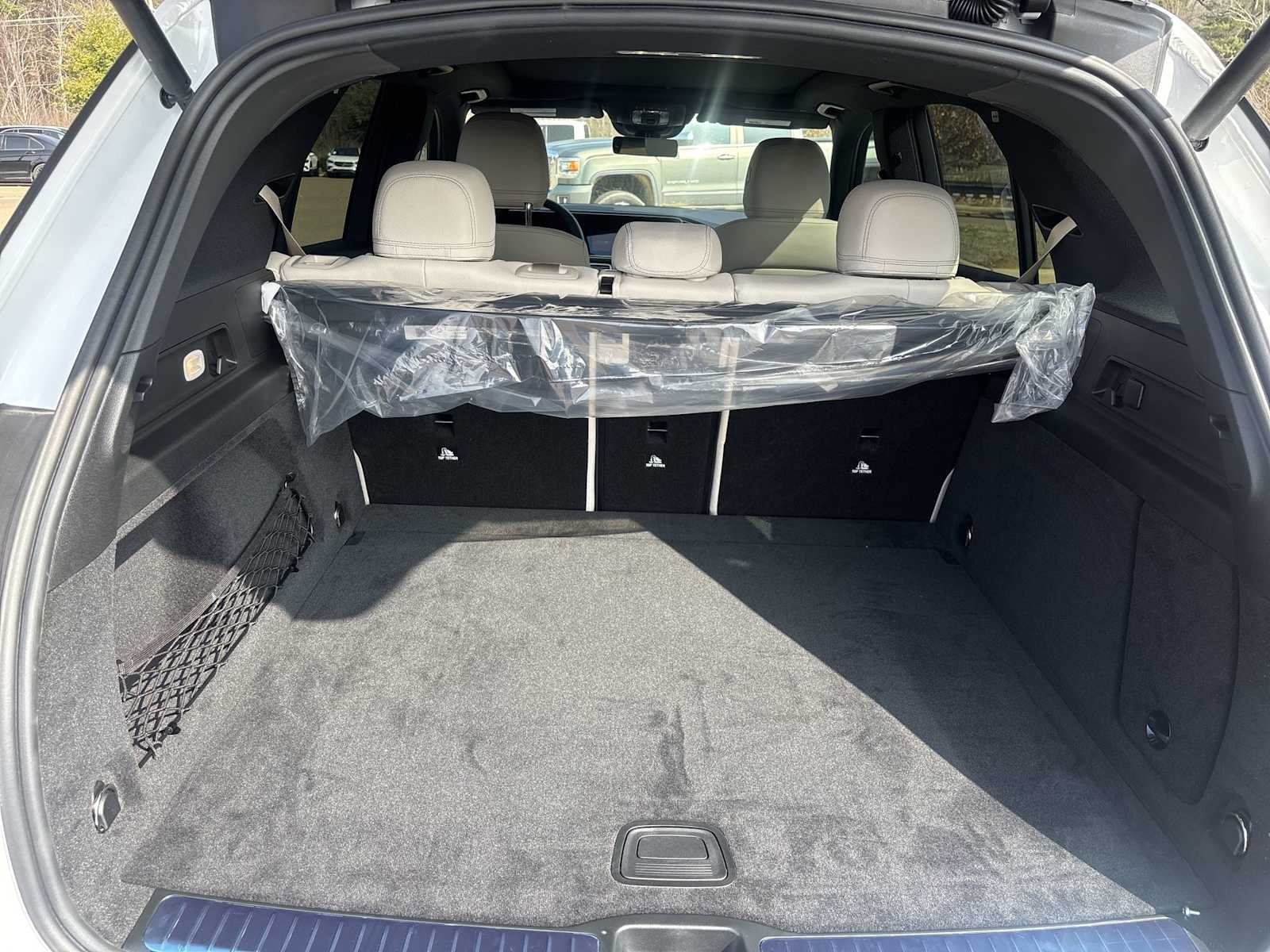 Thumbnail: 2026 Mercedes-Benz GLE - 25