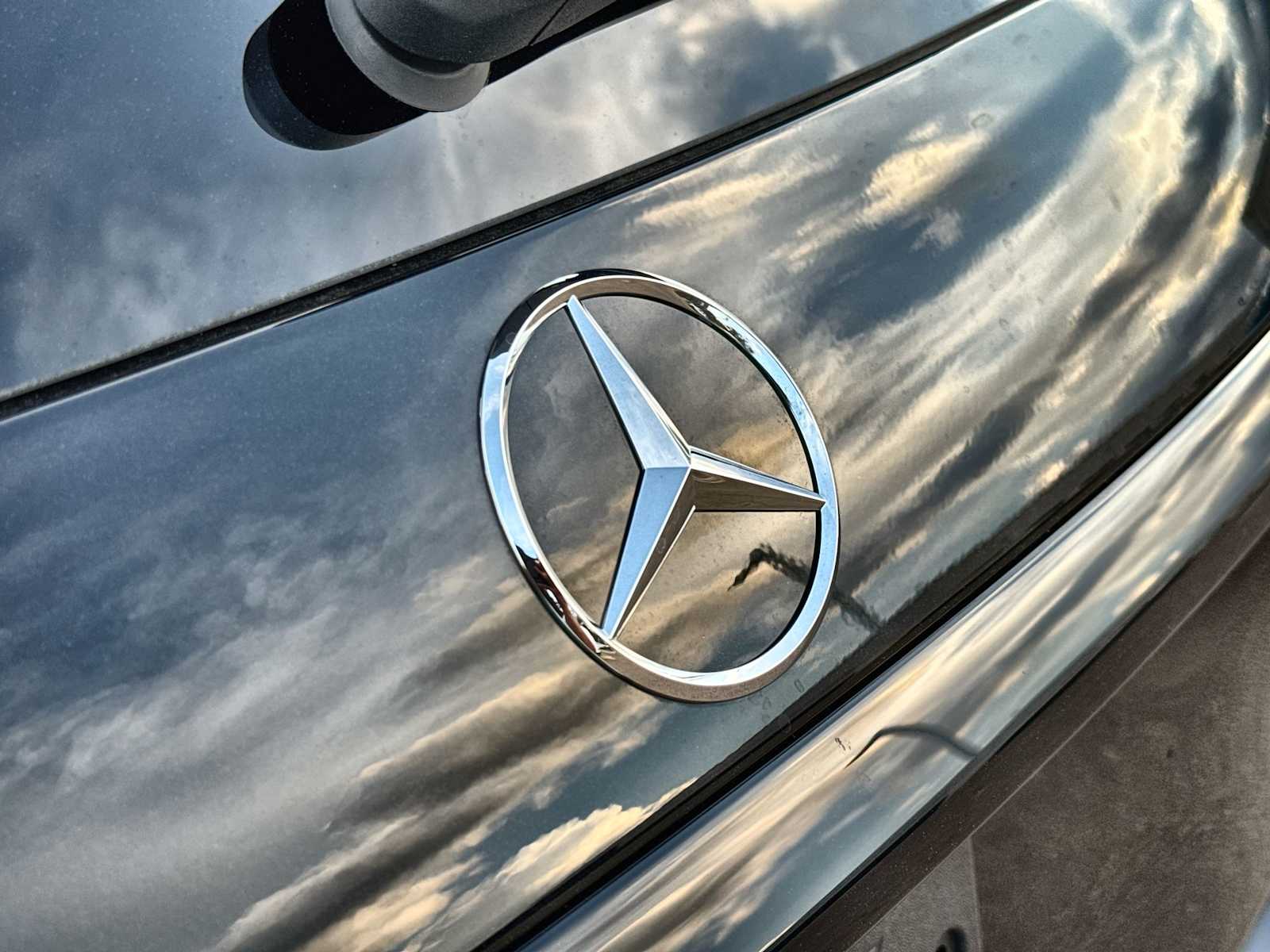 Thumbnail: 2026 Mercedes-Benz GLC - 16